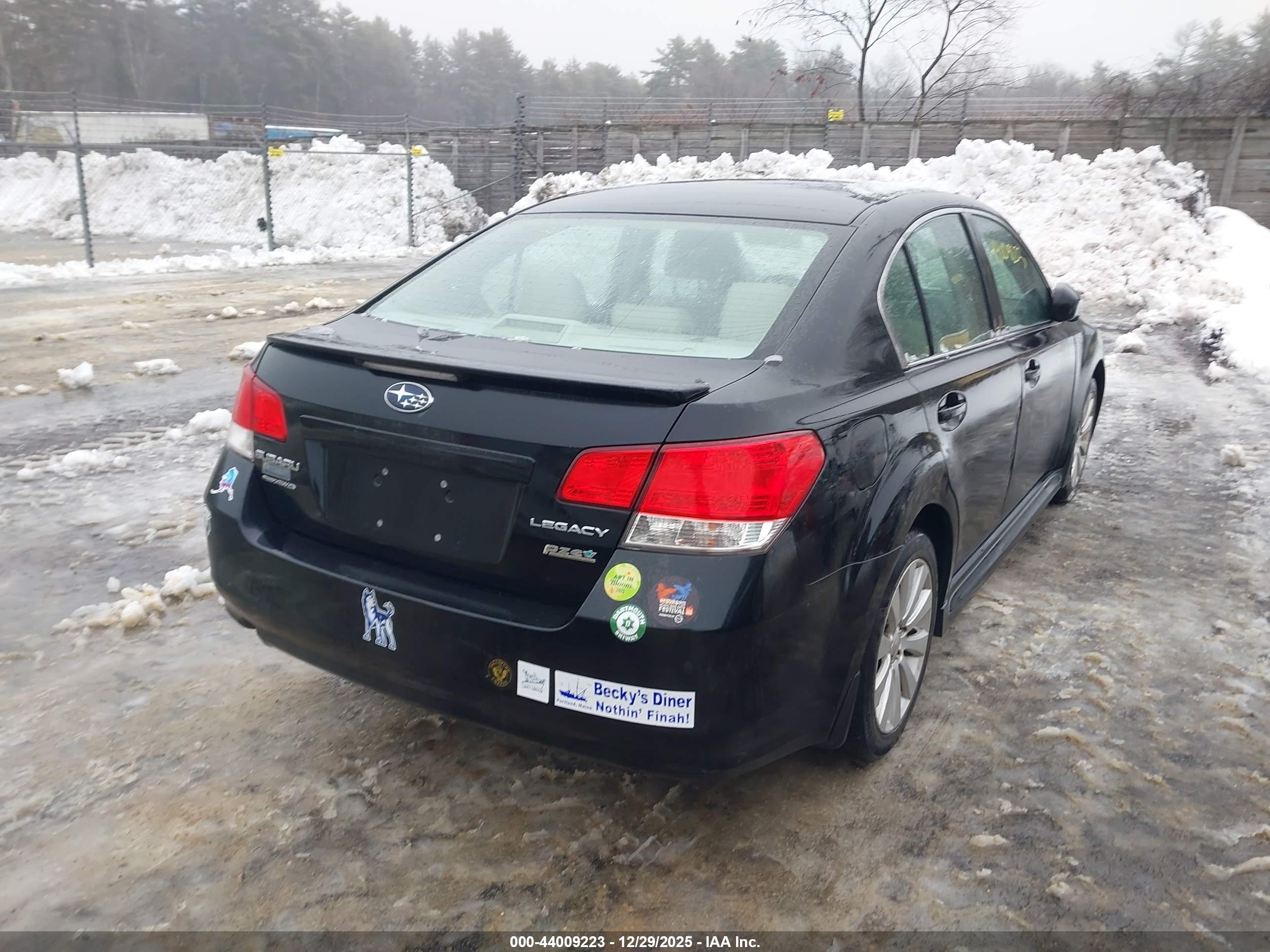 SUBARU LEGACY image 4