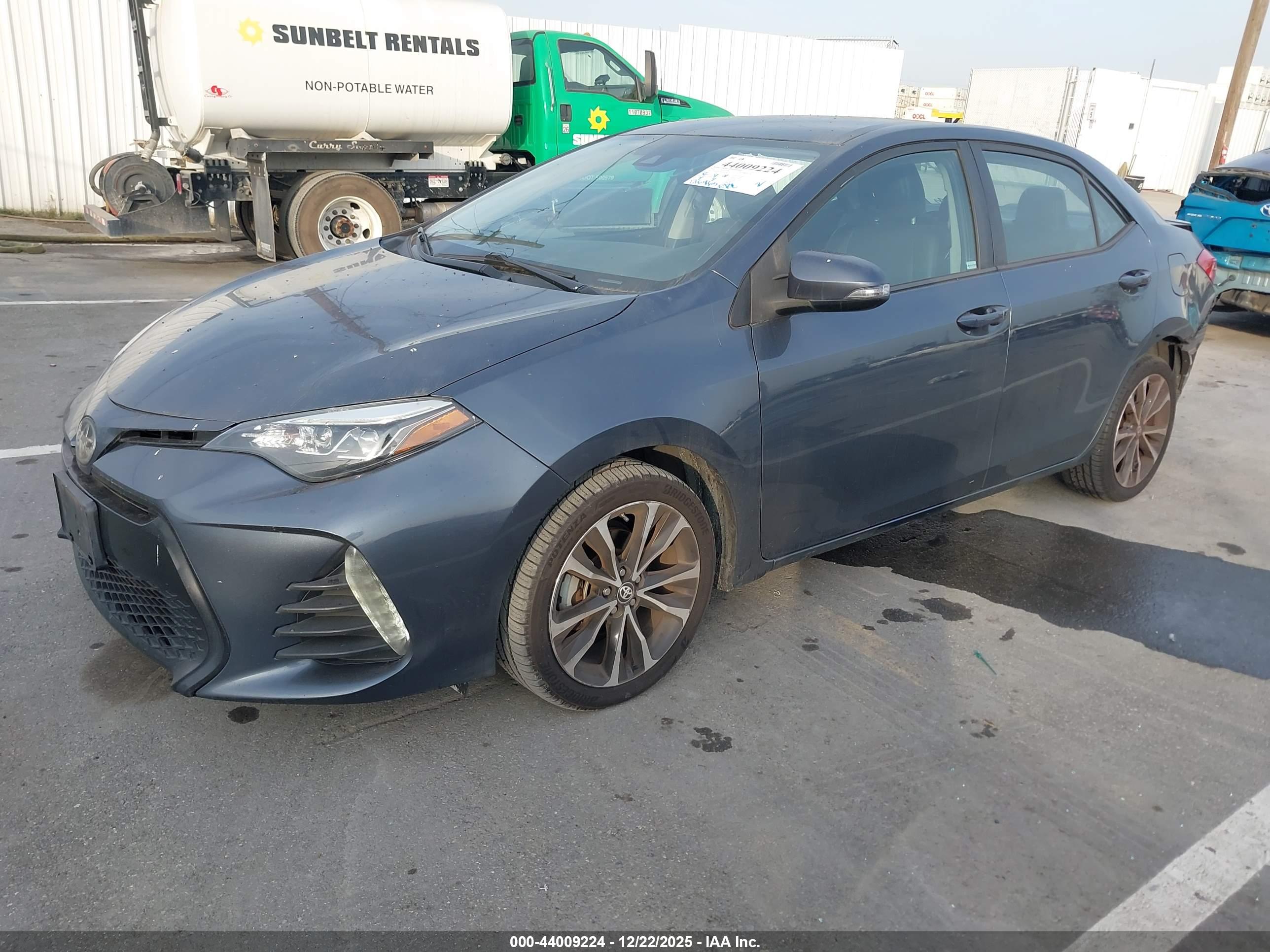 TOYOTA COROLLA image 2