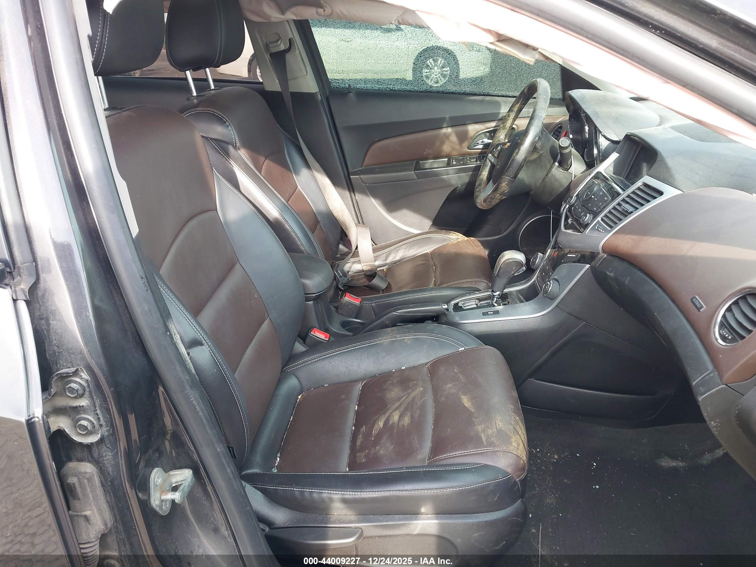 CHEVROLET CRUZE image 5