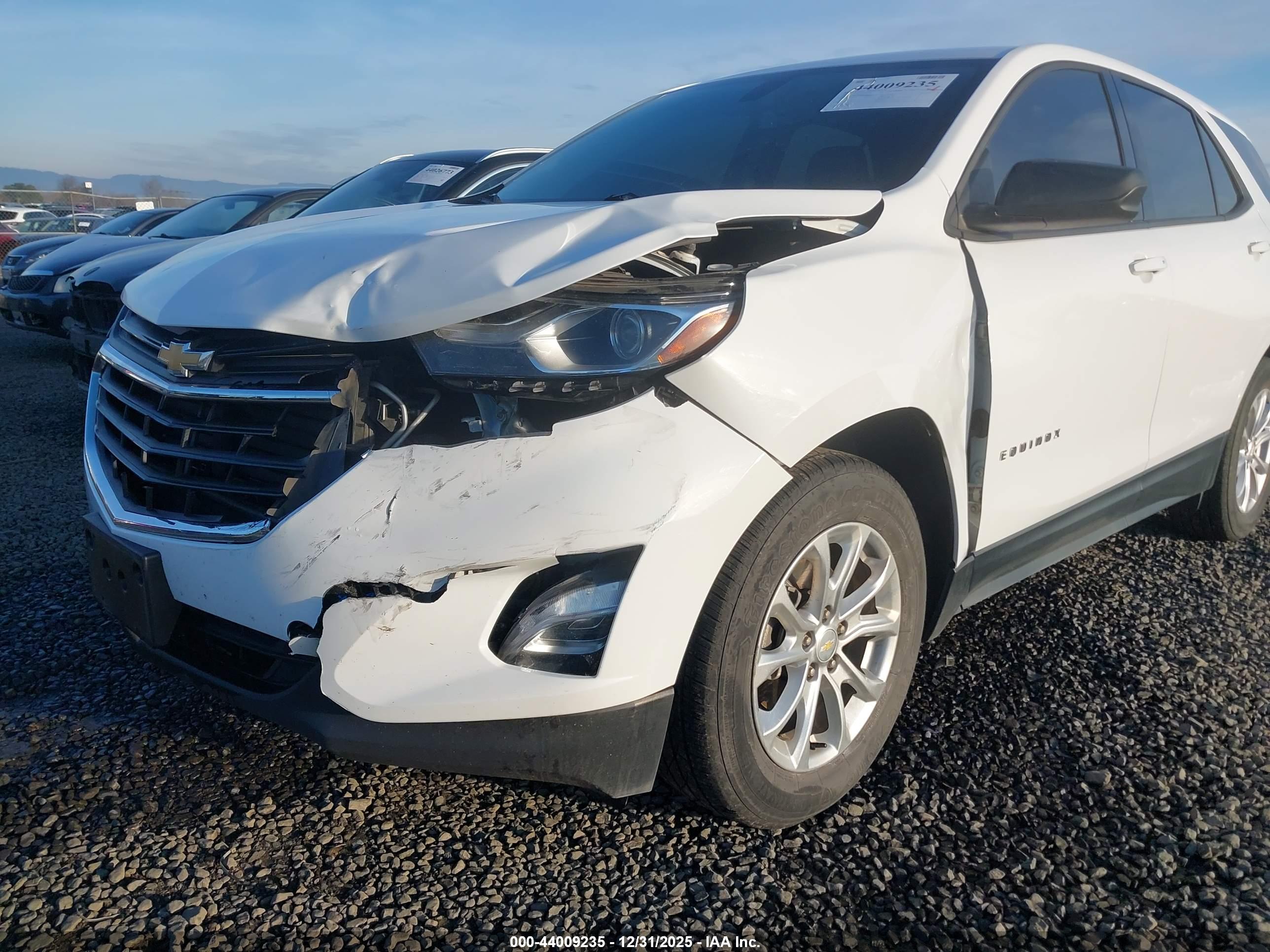 CHEVROLET EQUINOX image 6
