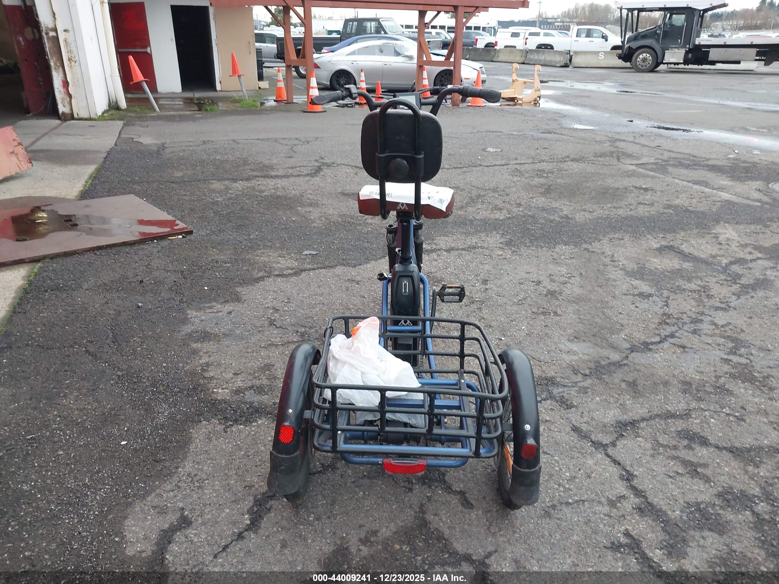 ADDMOTOR CITY image 6