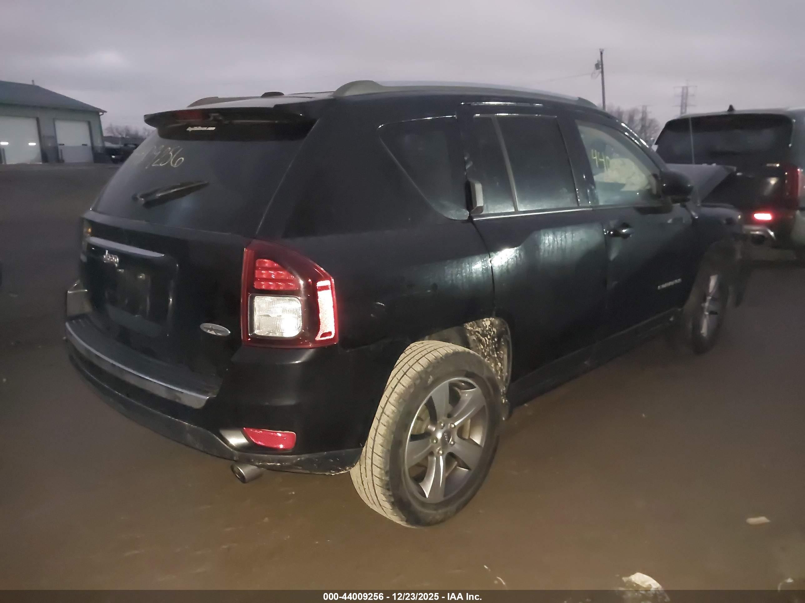 JEEP COMPASS image 4