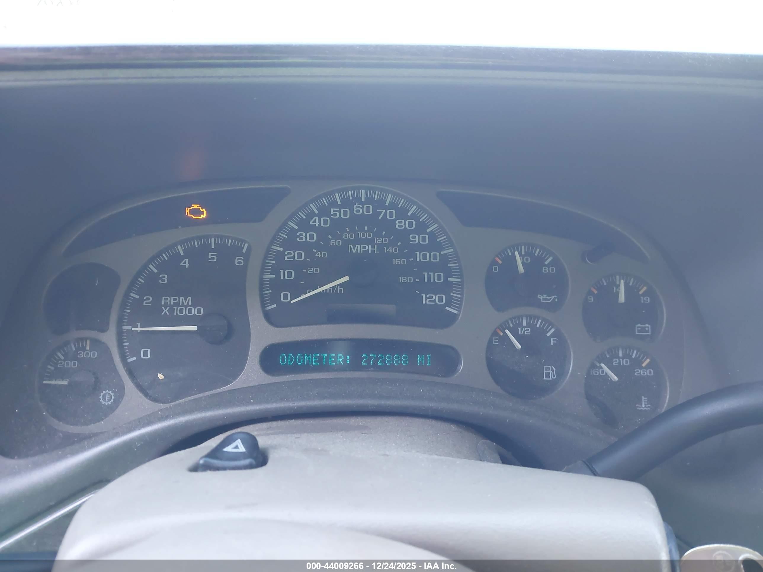 GMC YUKON image 7