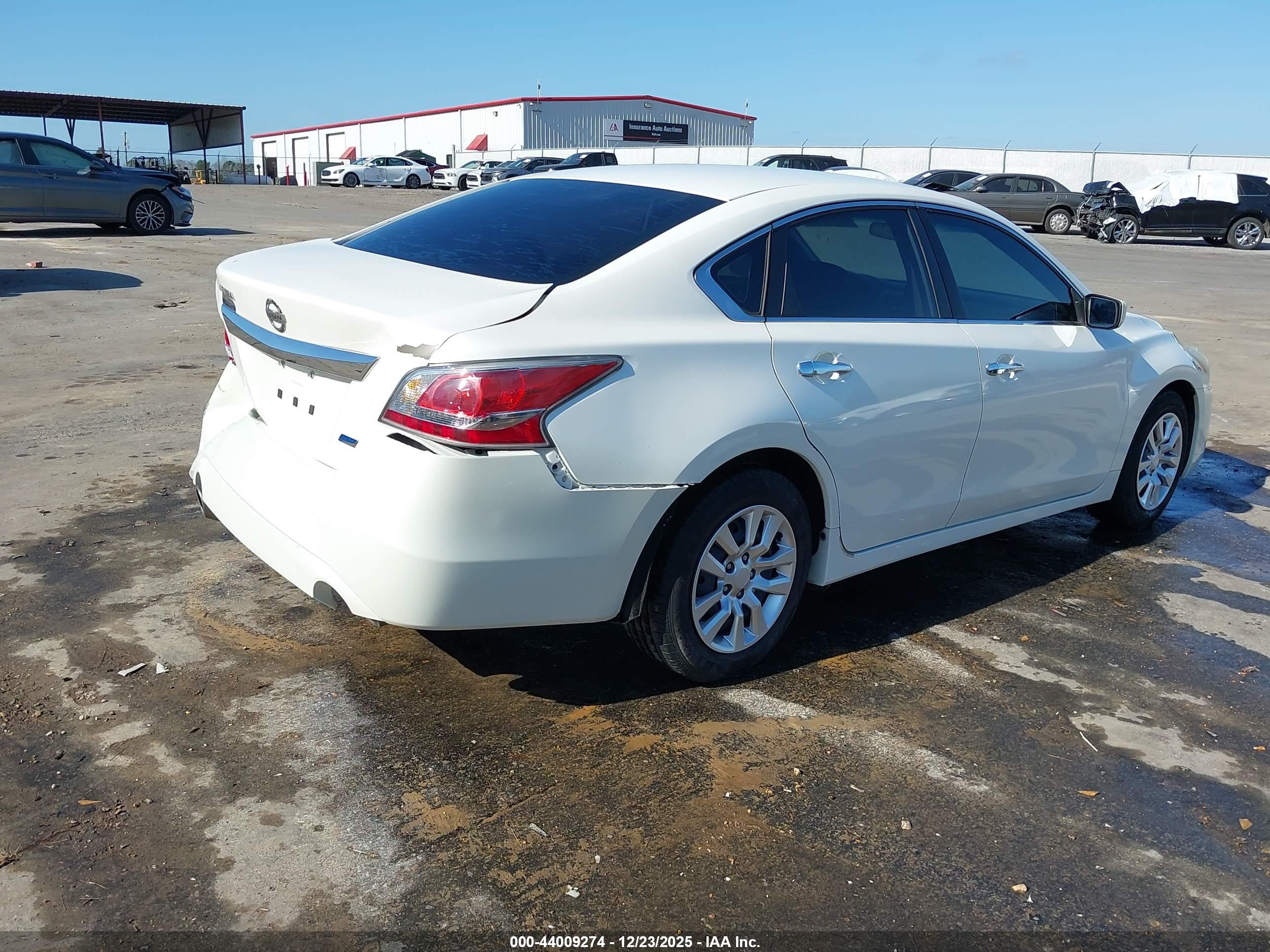 NISSAN ALTIMA image 4