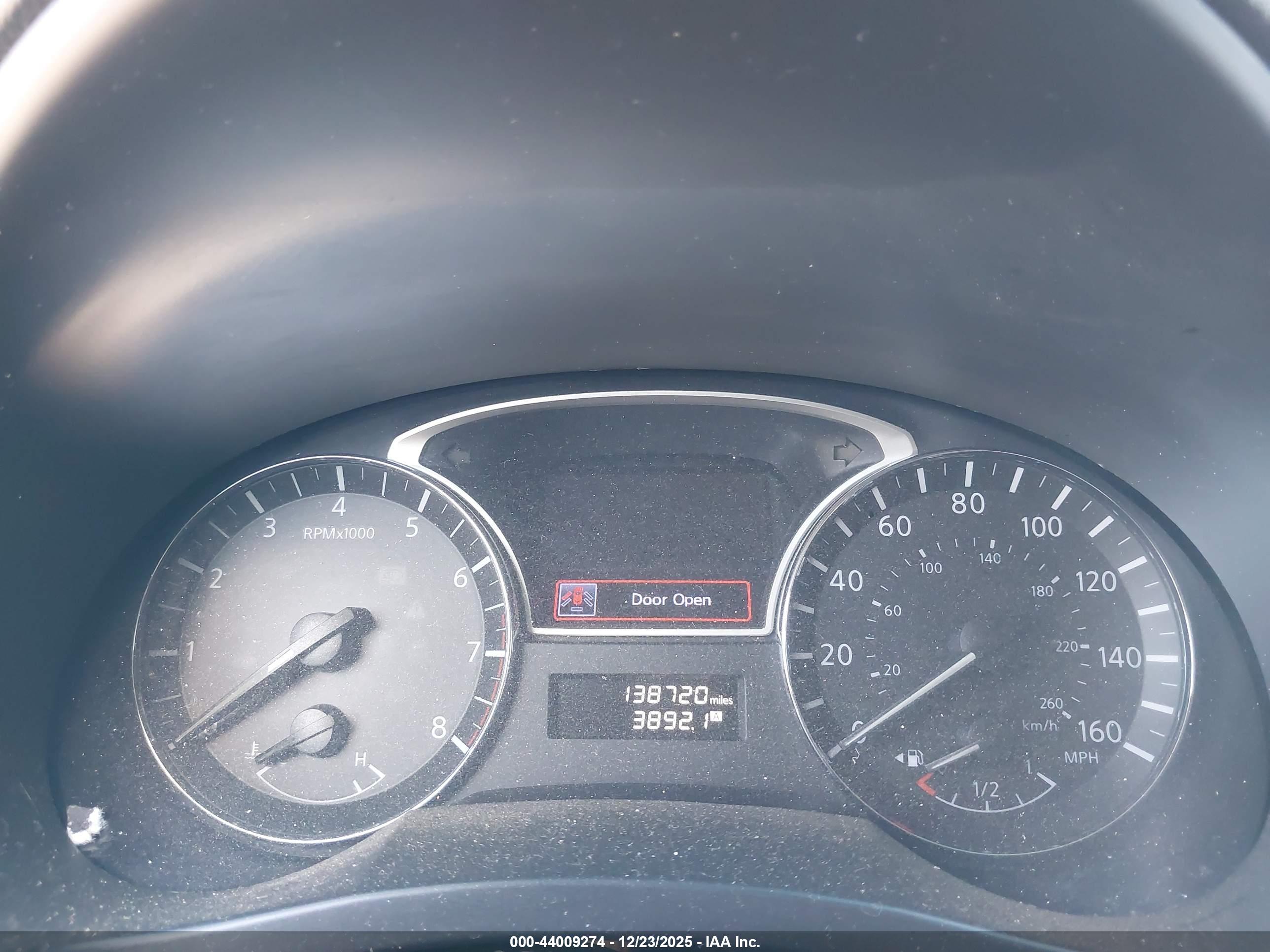 NISSAN ALTIMA image 7