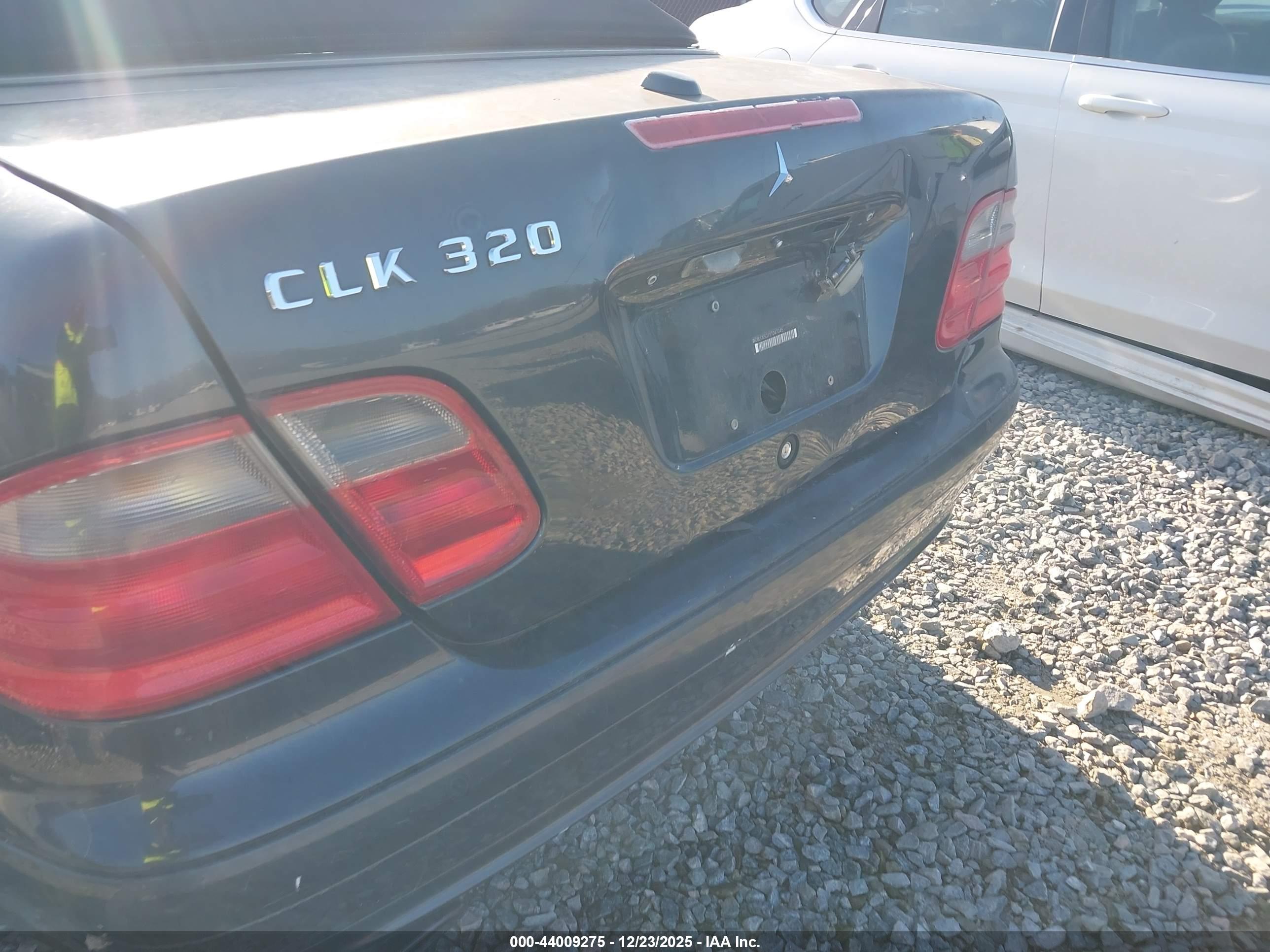 MERCEDES-BENZ CLK image 6