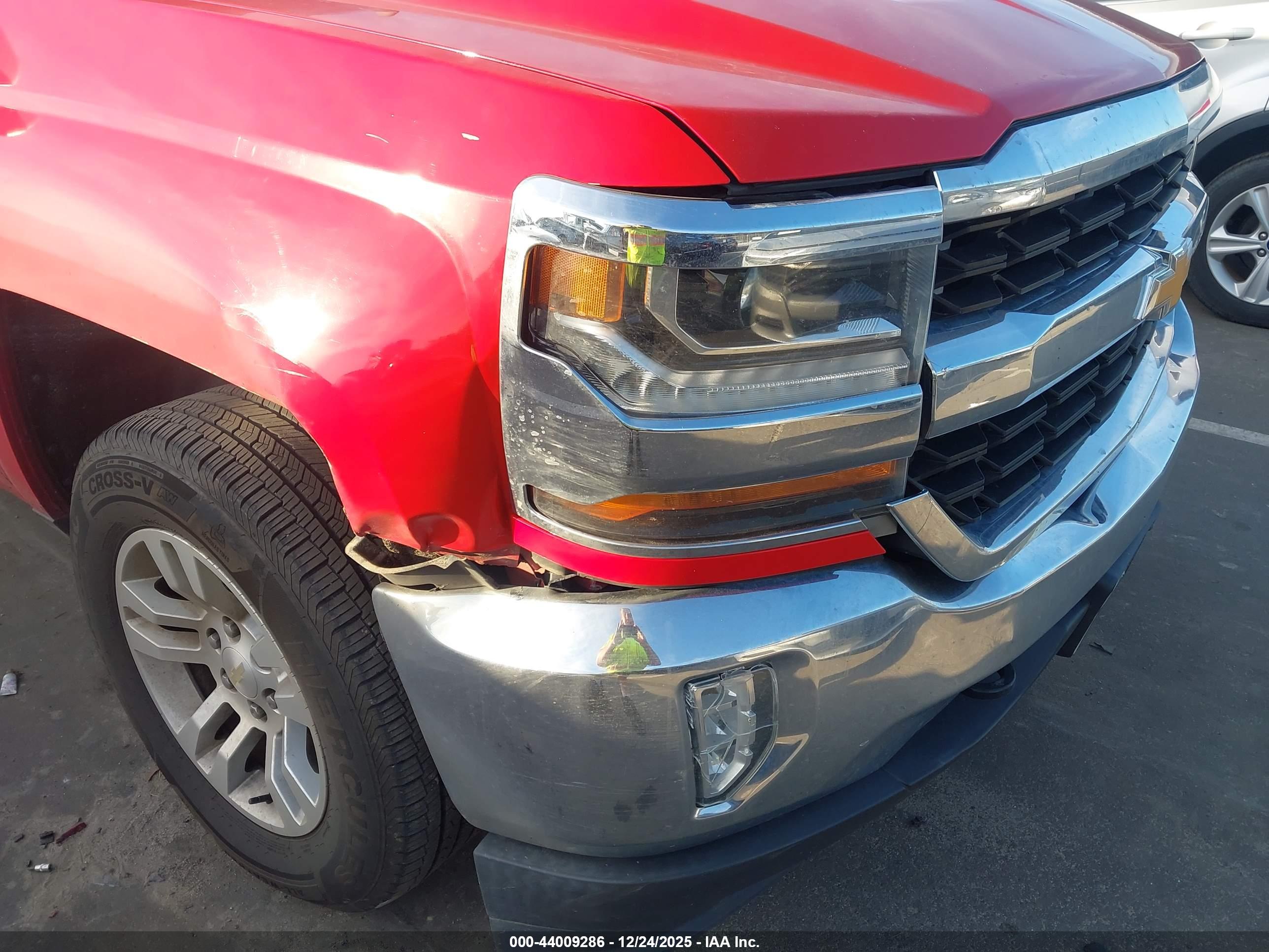 CHEVROLET SILVERADO image 6