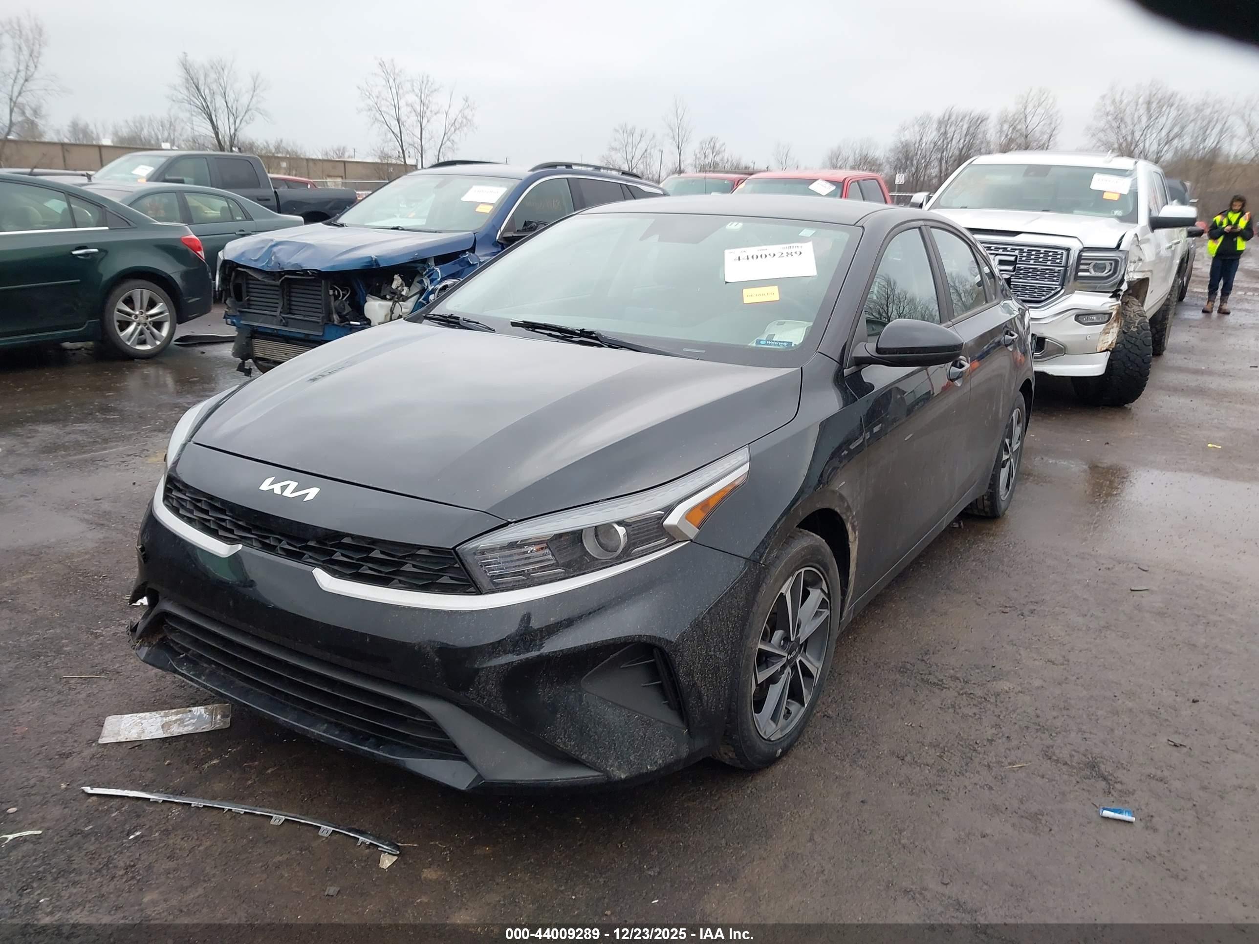 KIA FORTE image 2
