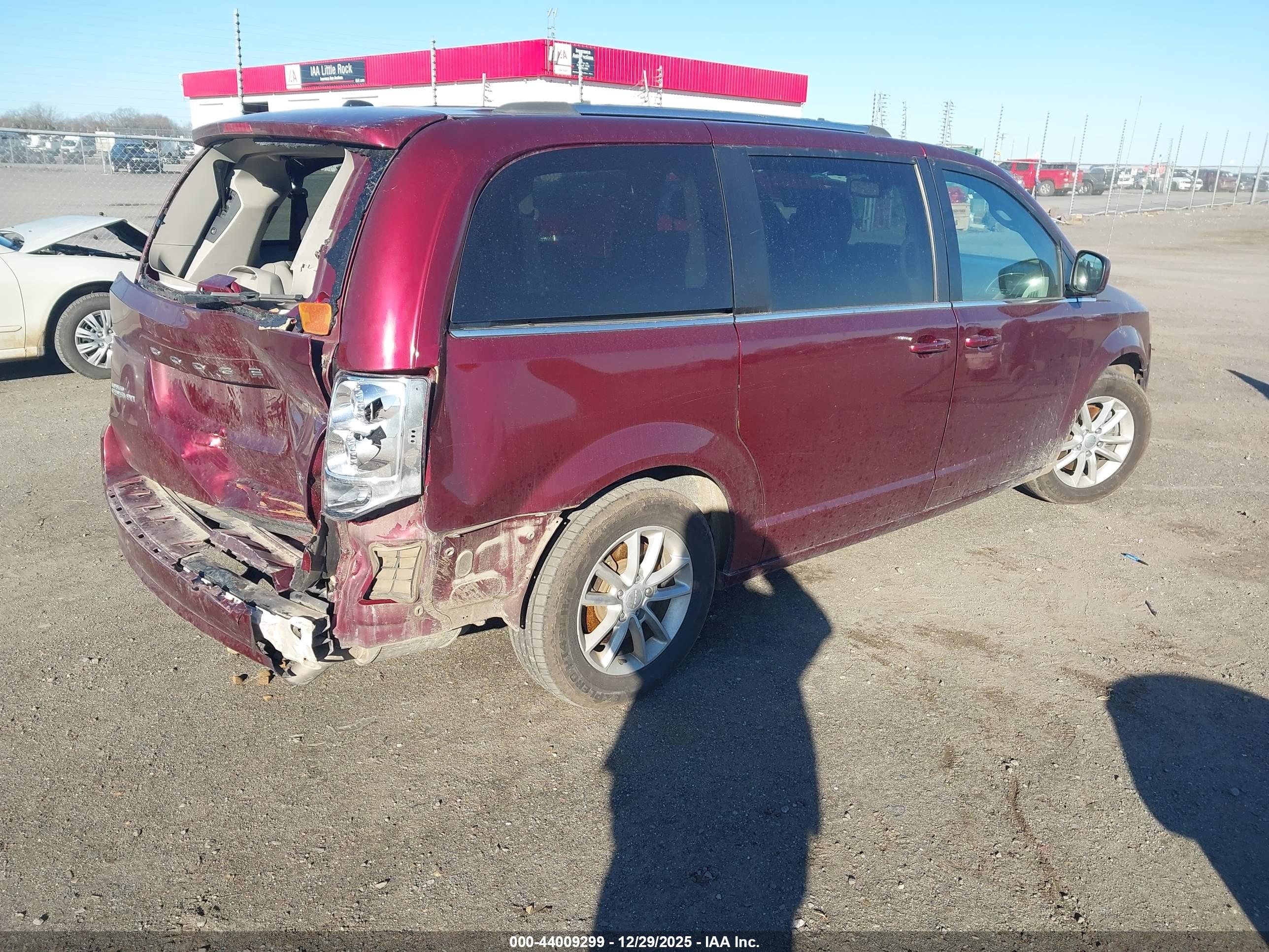 DODGE GRAND image 4
