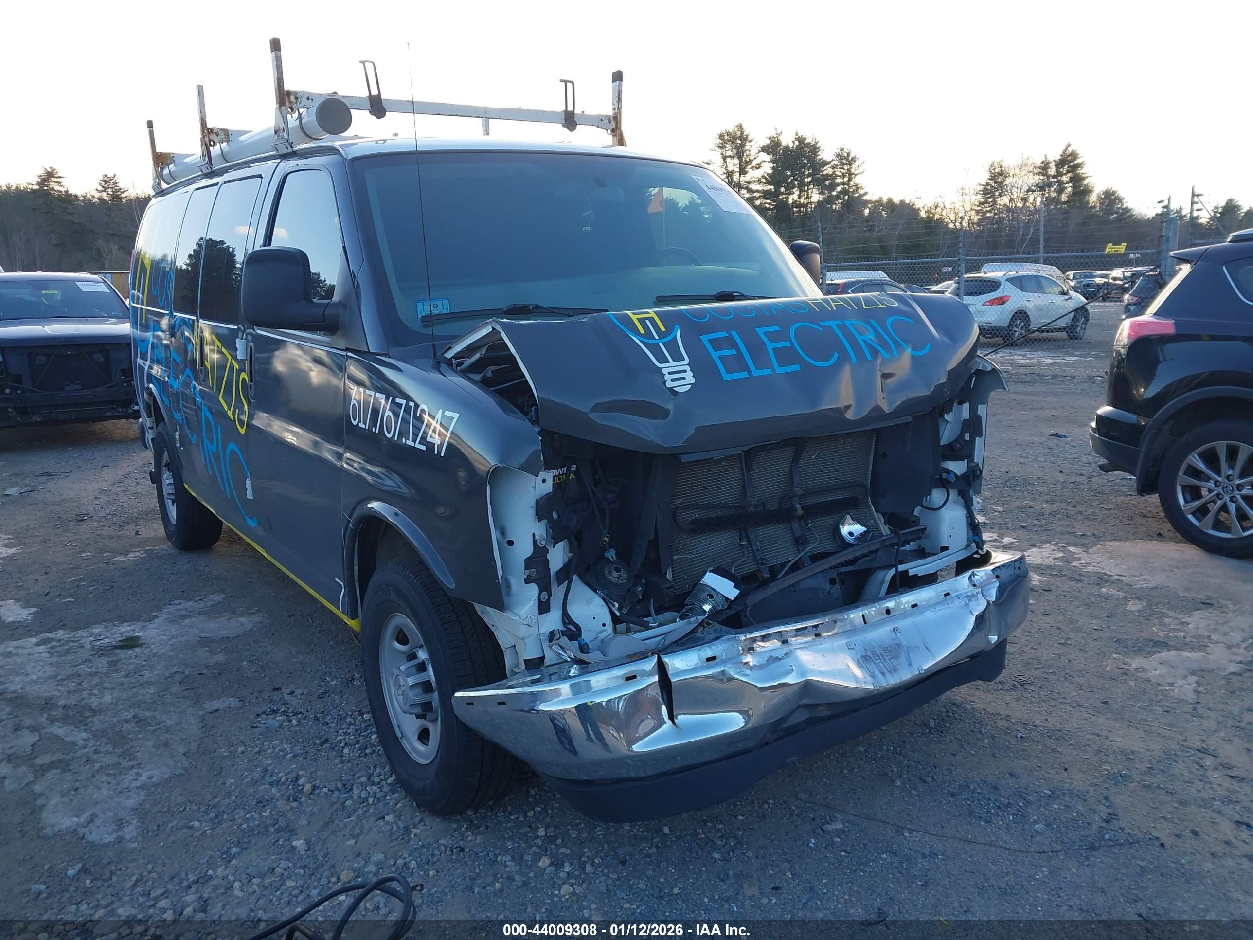 CHEVROLET EXPRESS image 6