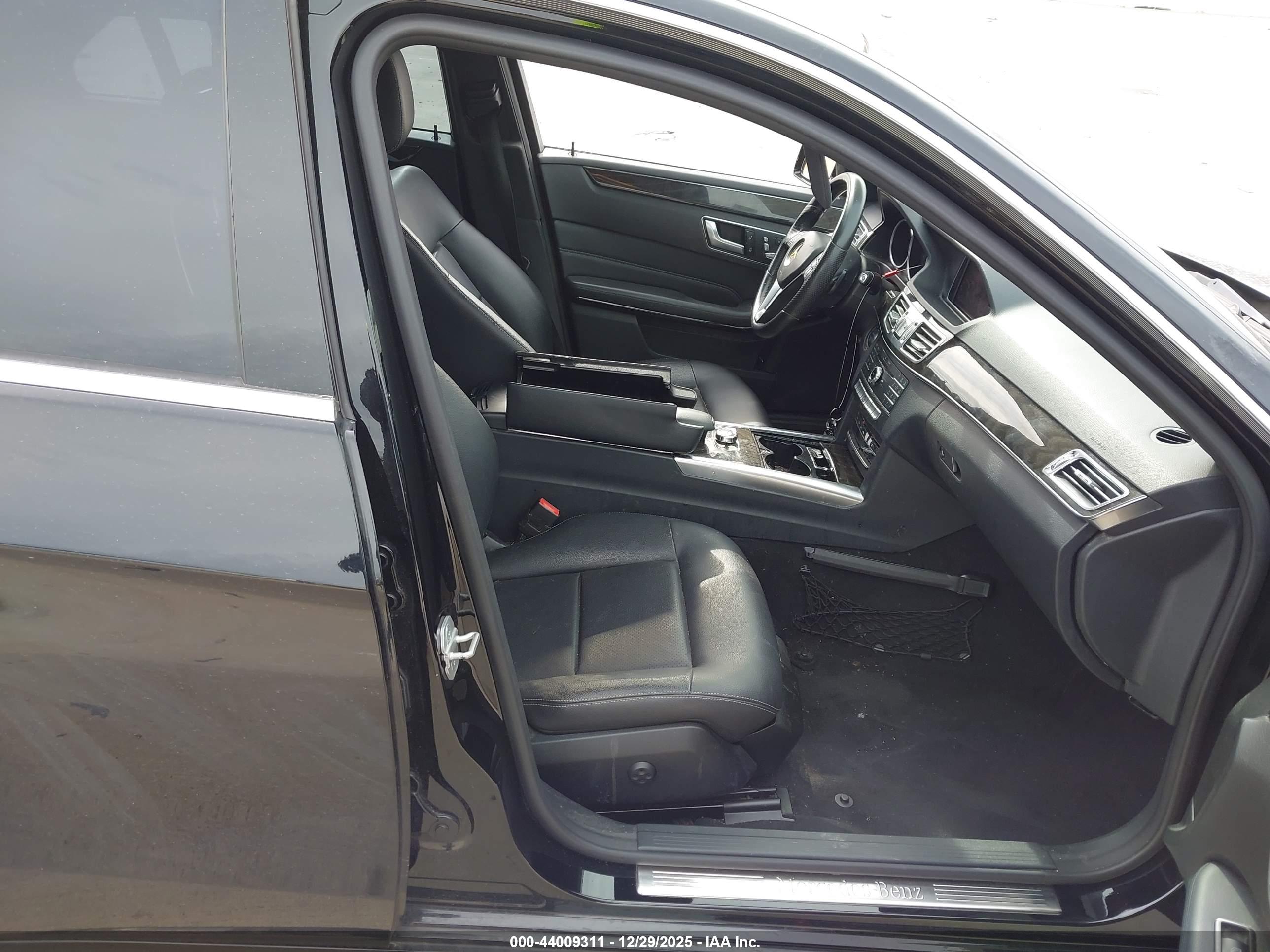 MERCEDES-BENZ E image 5