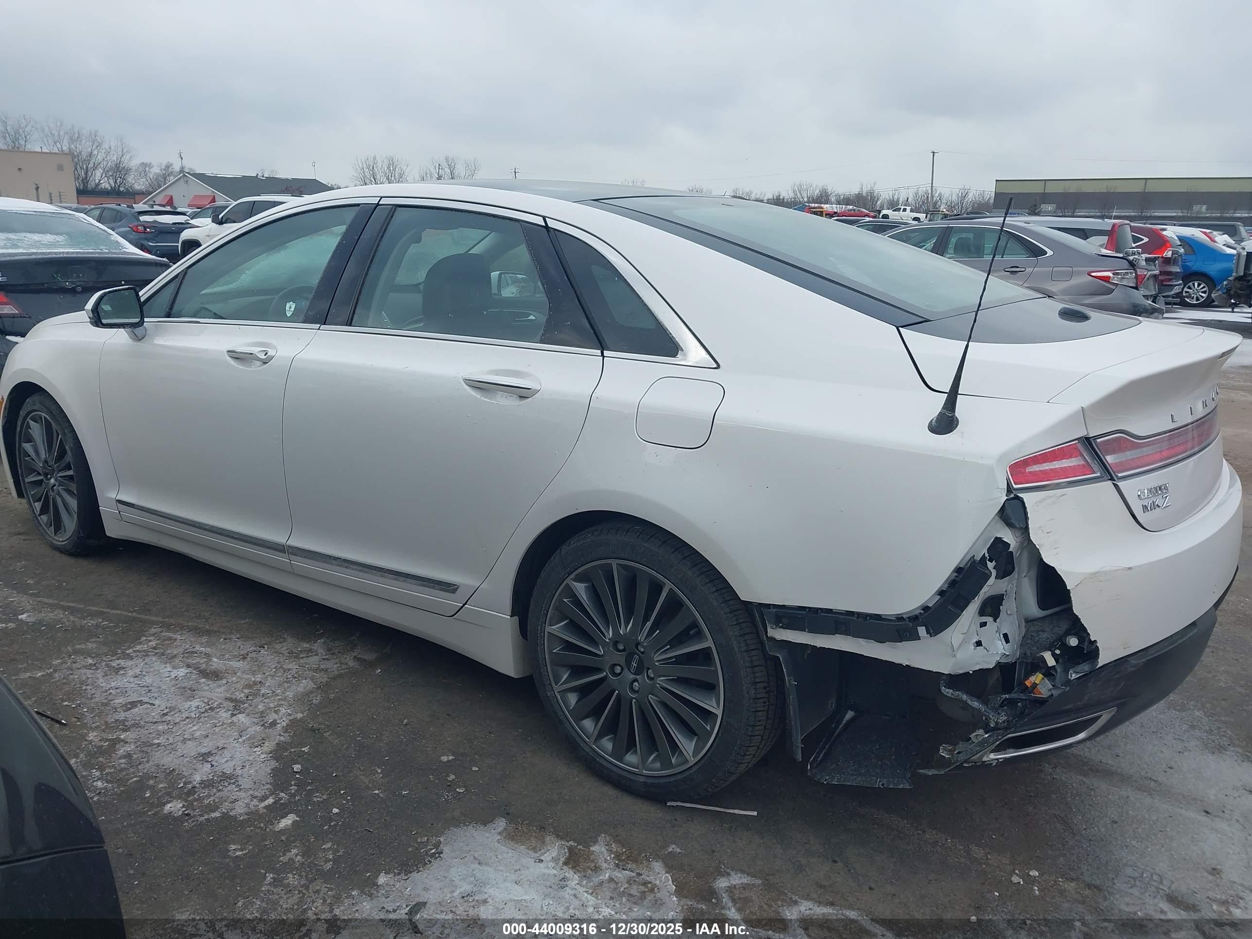 LINCOLN MKZ image 3