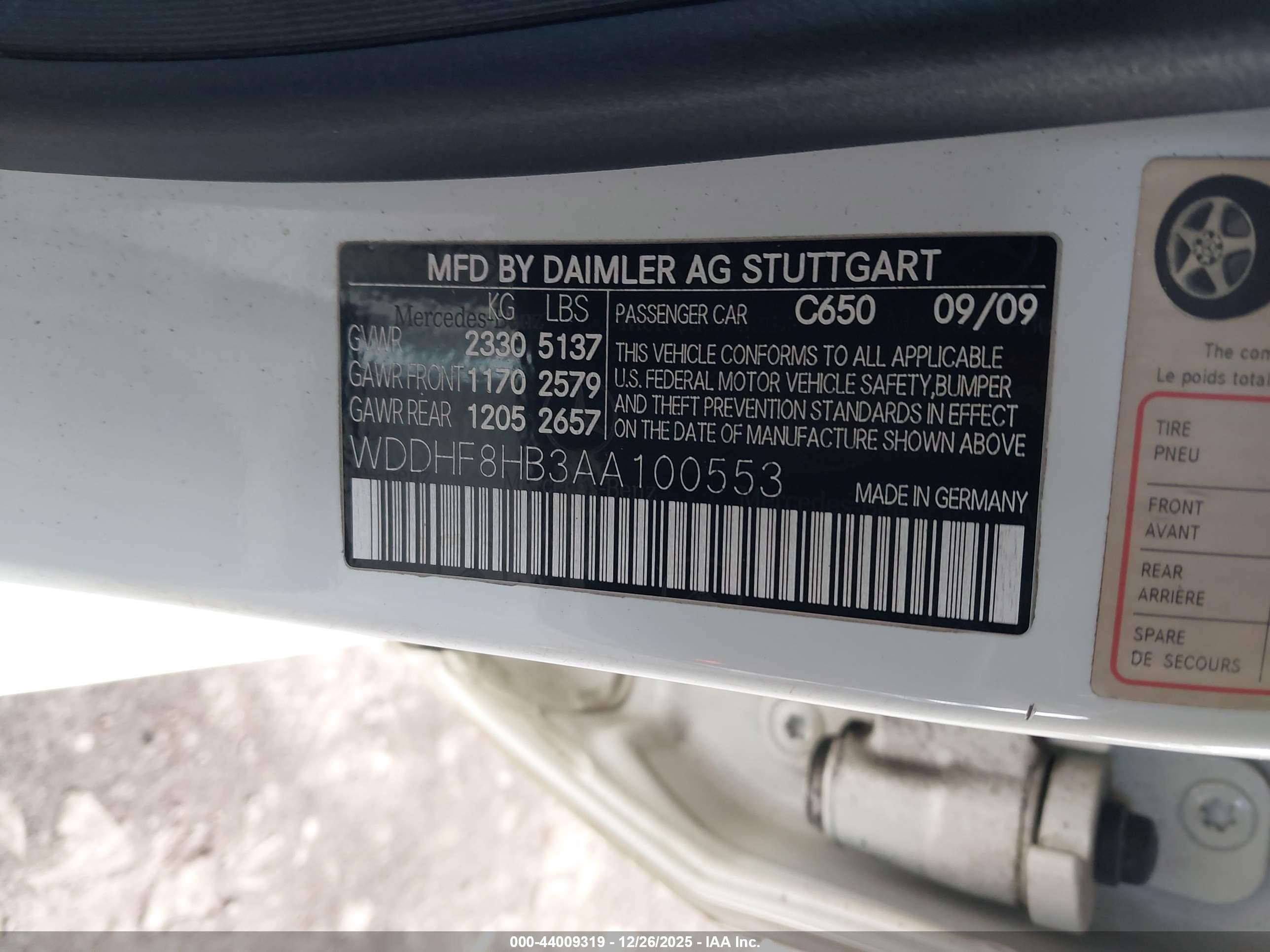 MERCEDES-BENZ E image 9