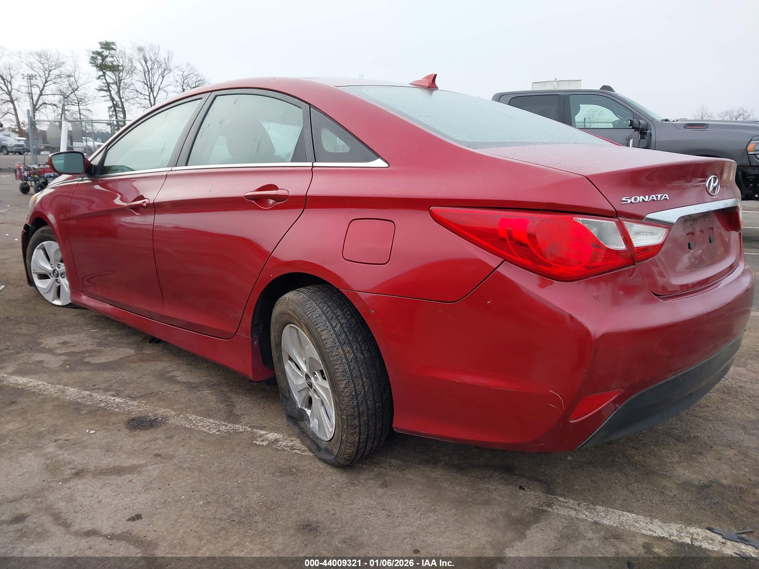 HYUNDAI SONATA image 3