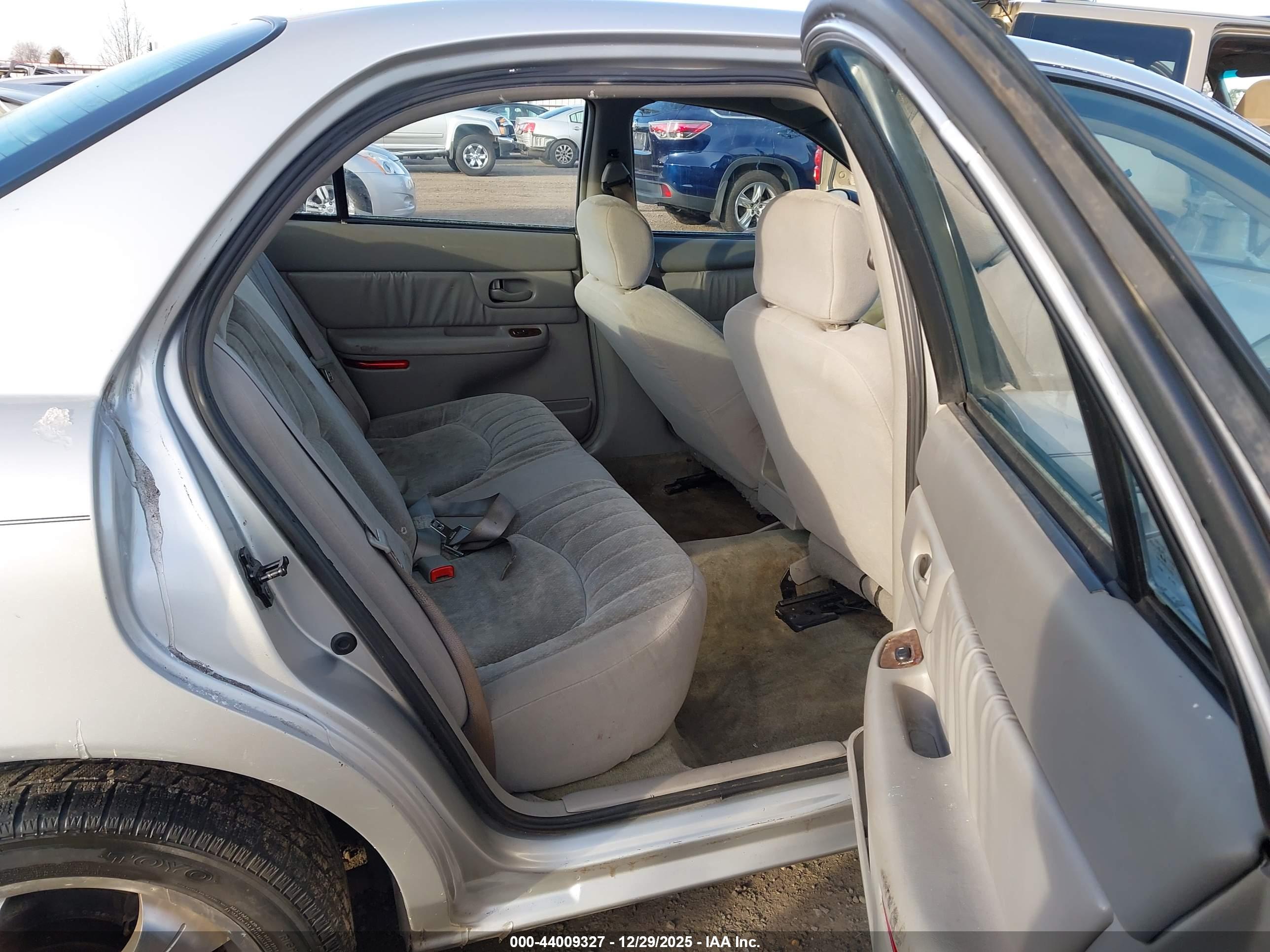 BUICK CENTURY image 8