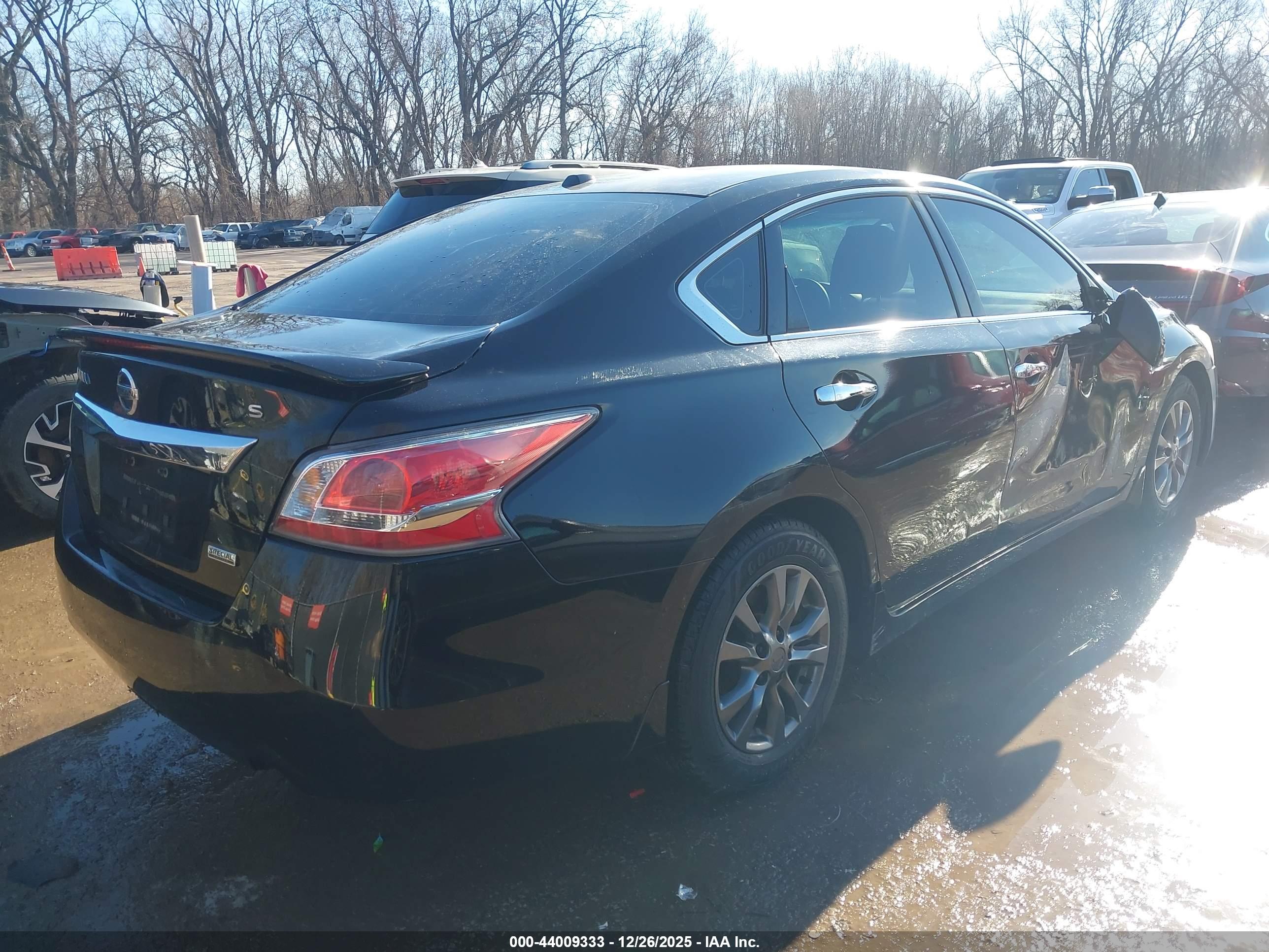 NISSAN ALTIMA image 4