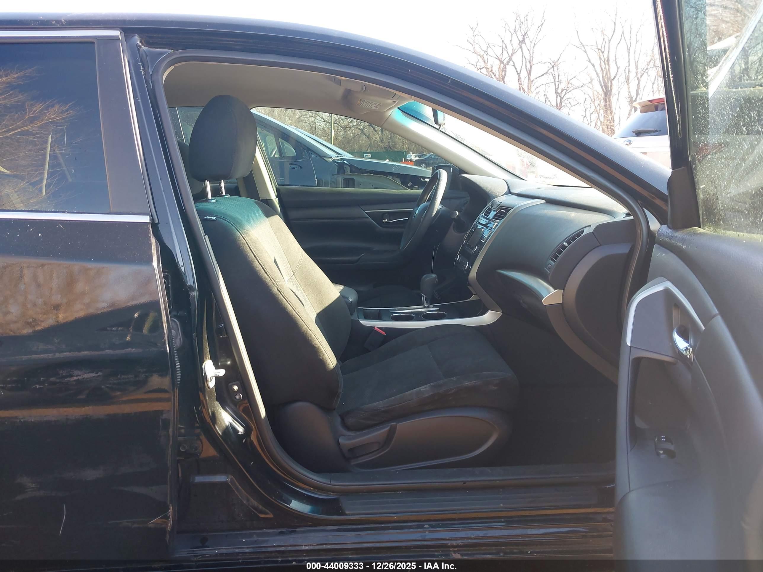 NISSAN ALTIMA image 5