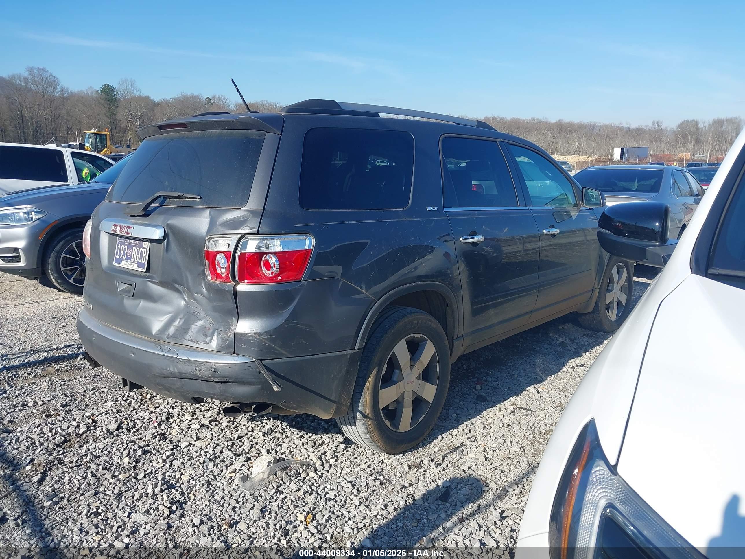 GMC ACADIA image 4