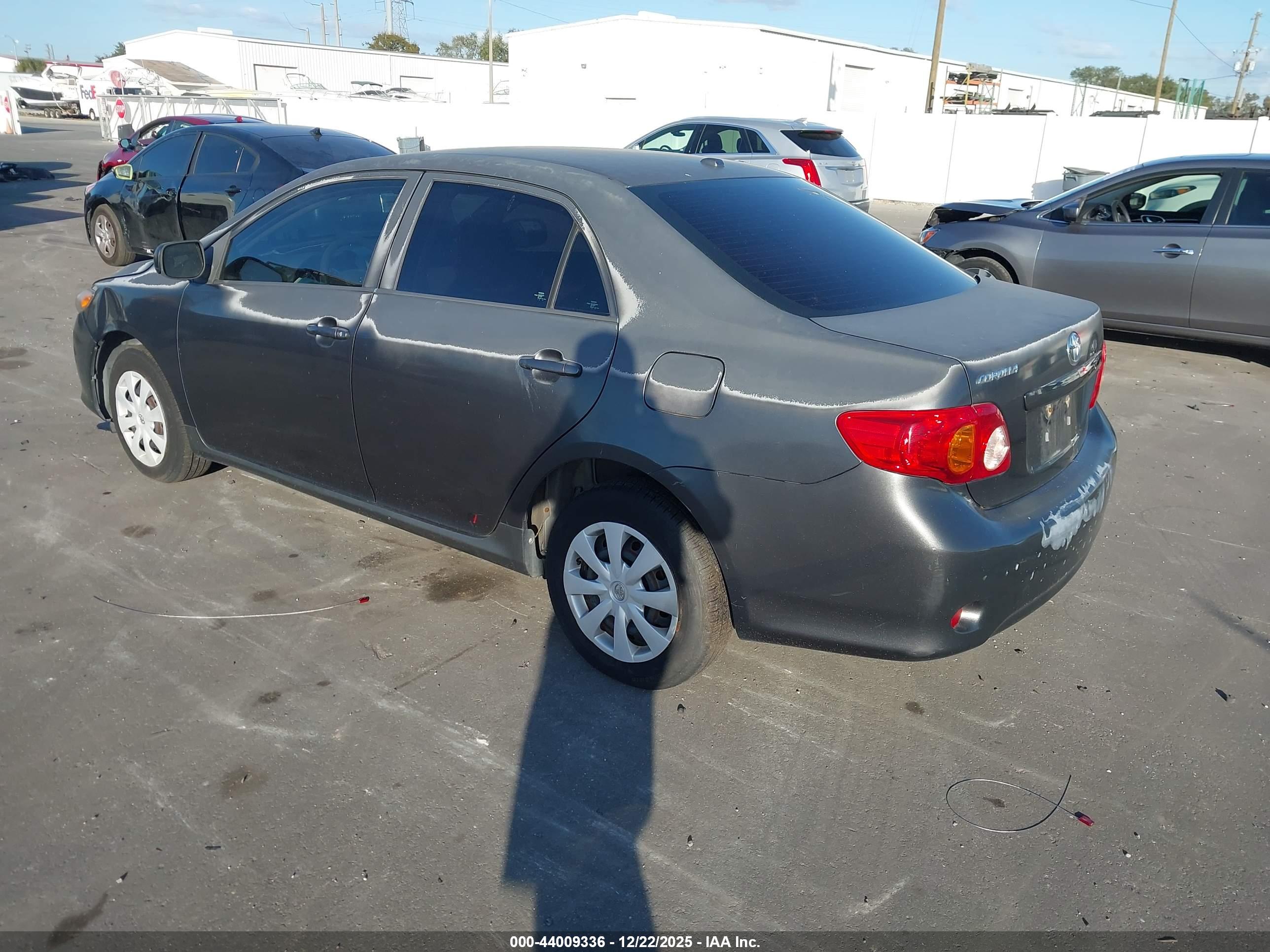 TOYOTA COROLLA image 3