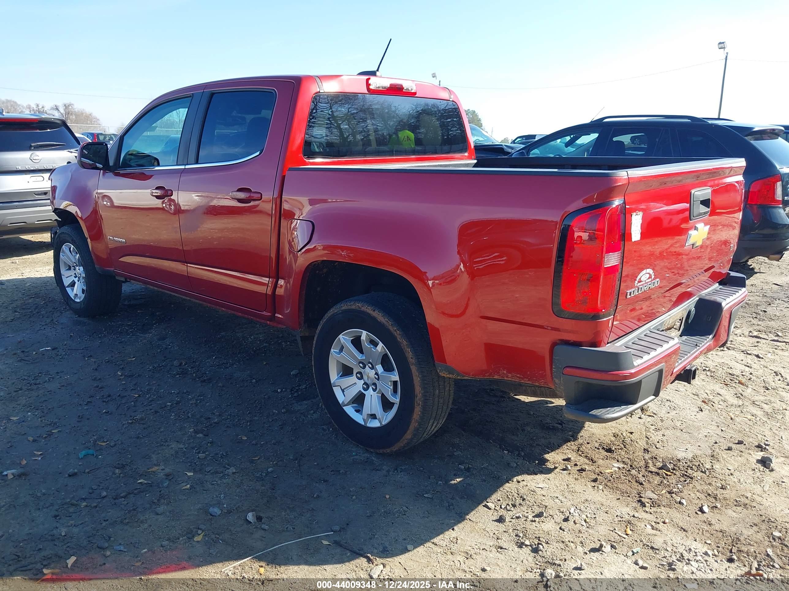 CHEVROLET COLORADO image 3