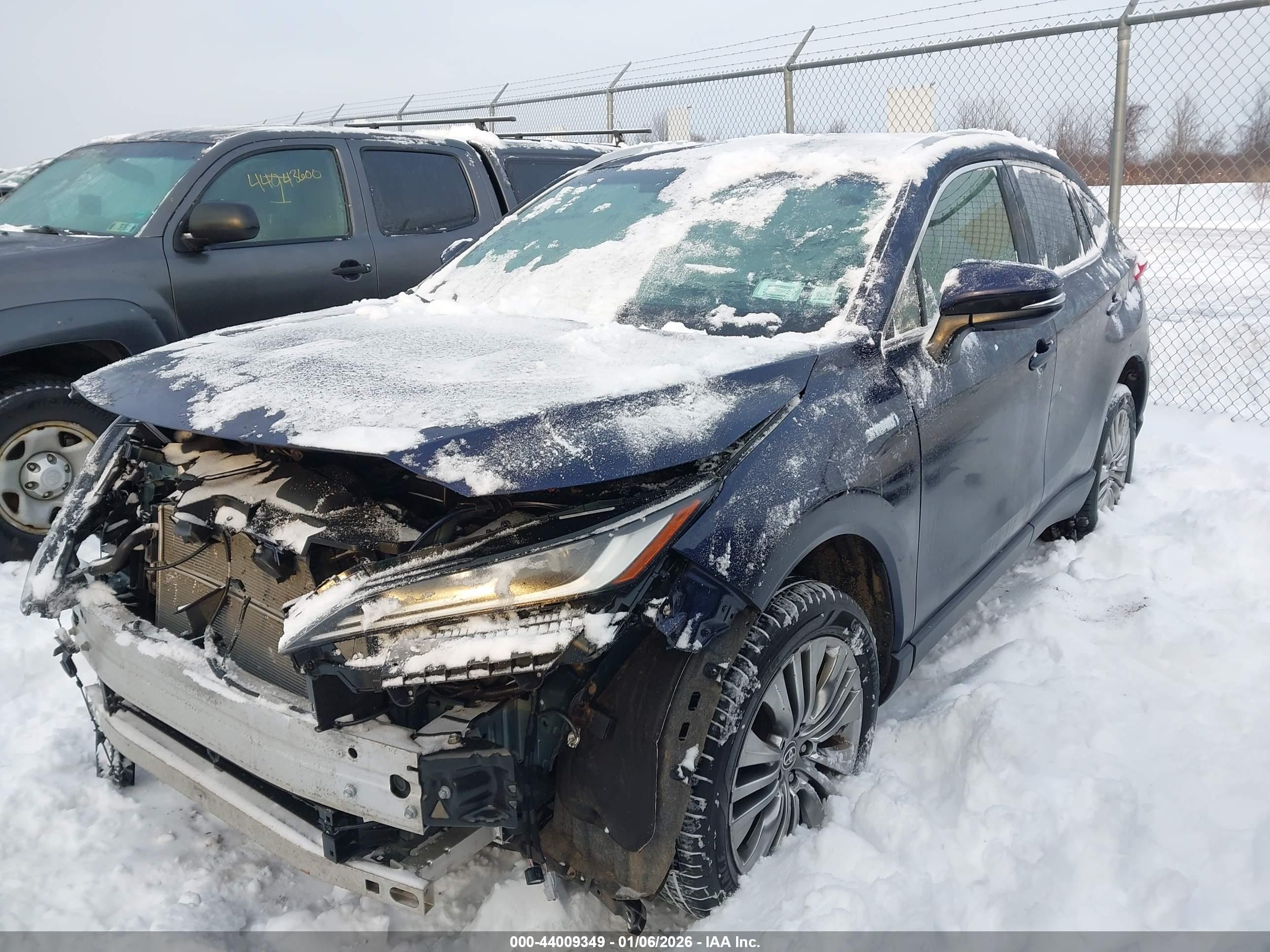 TOYOTA VENZA image 2