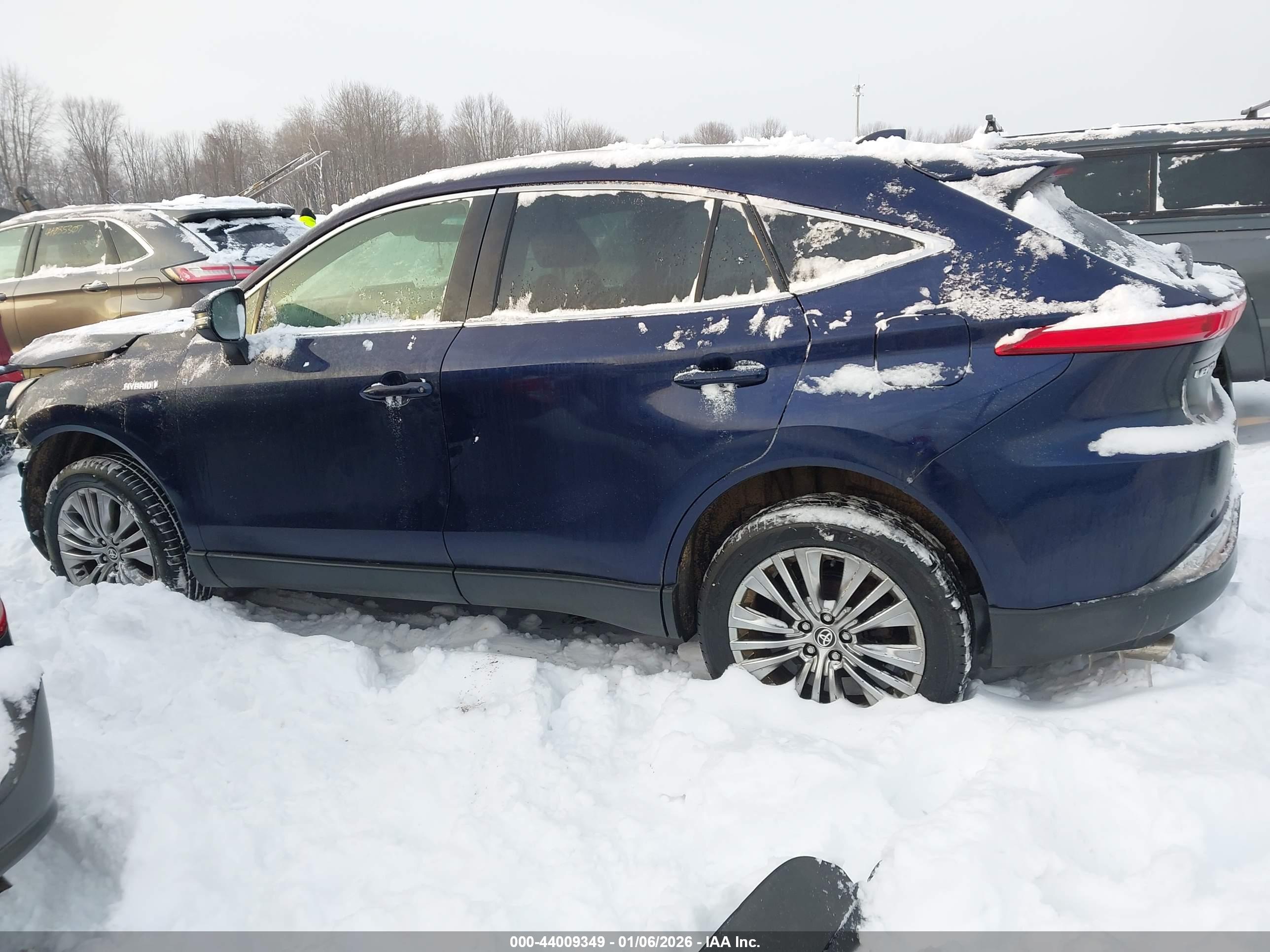 TOYOTA VENZA image 3
