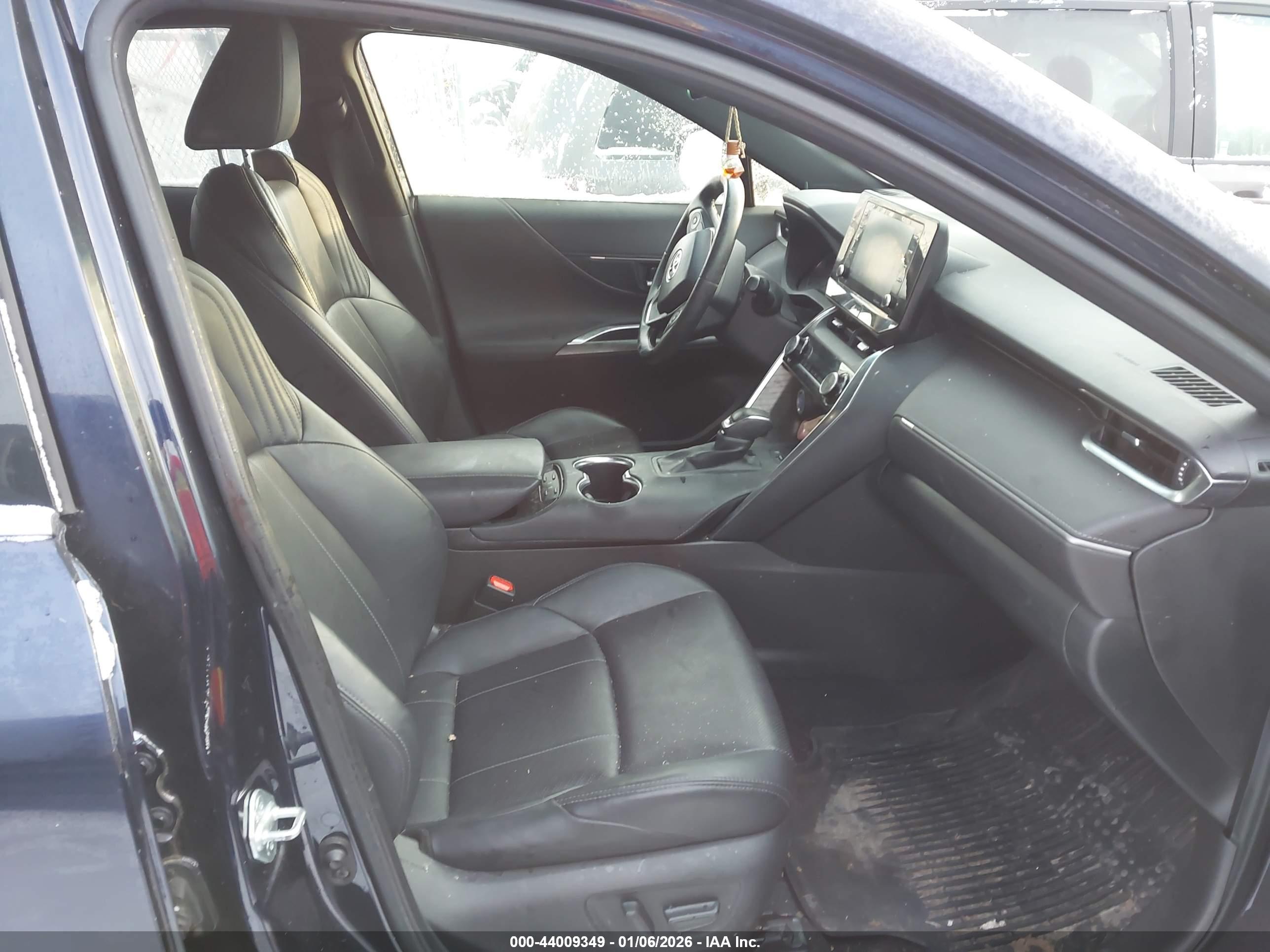 TOYOTA VENZA image 5