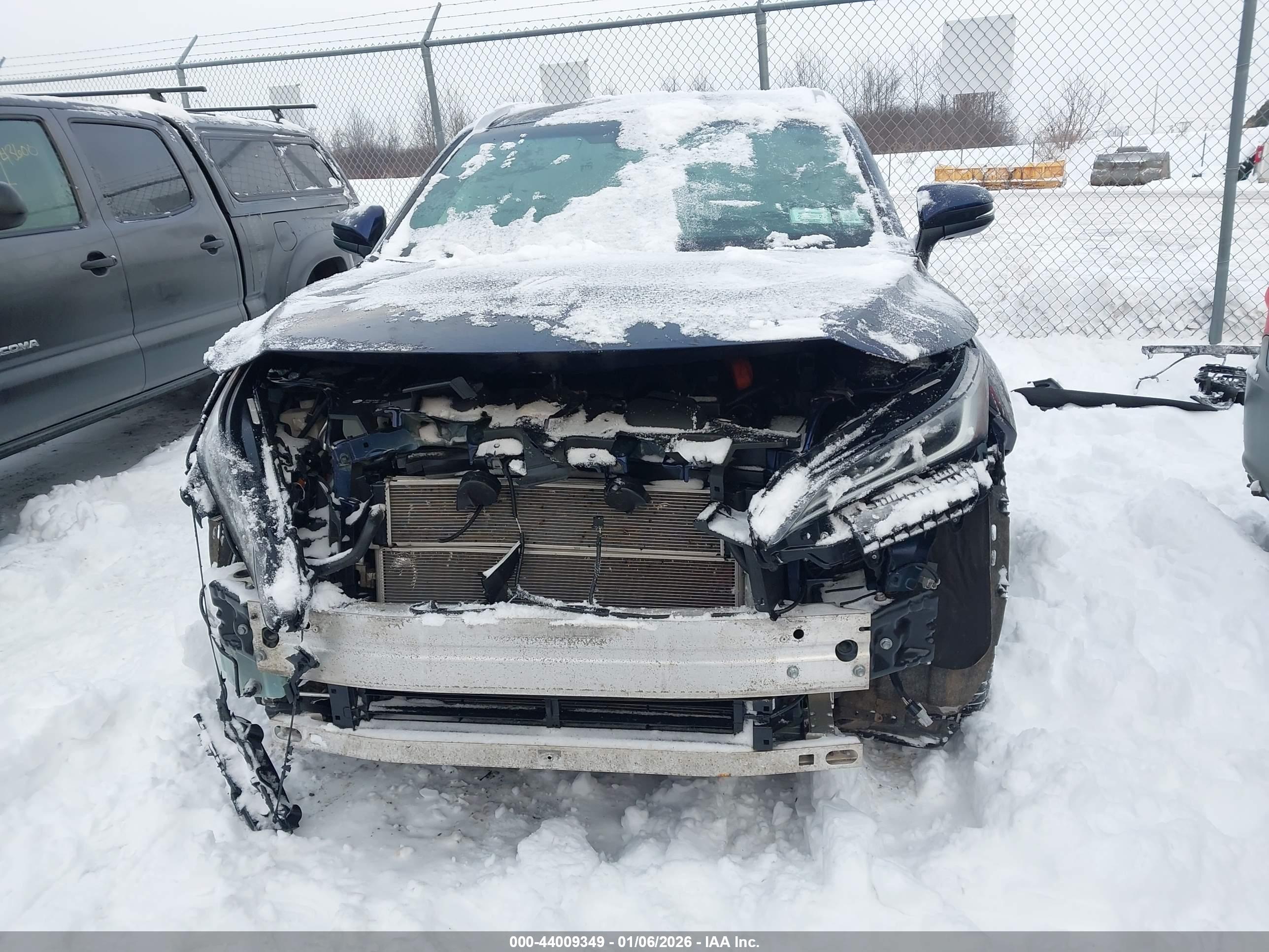TOYOTA VENZA image 6