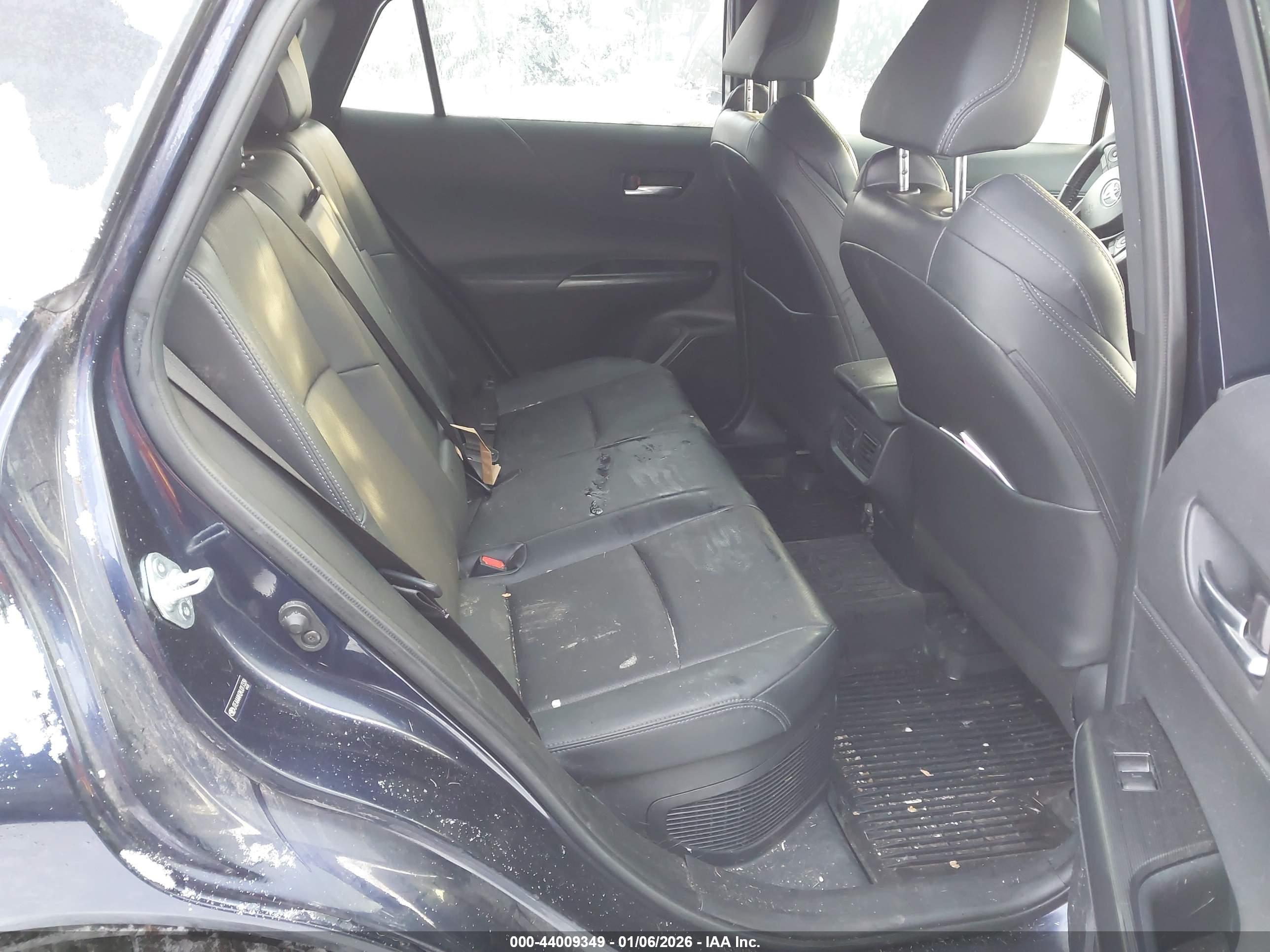 TOYOTA VENZA image 8