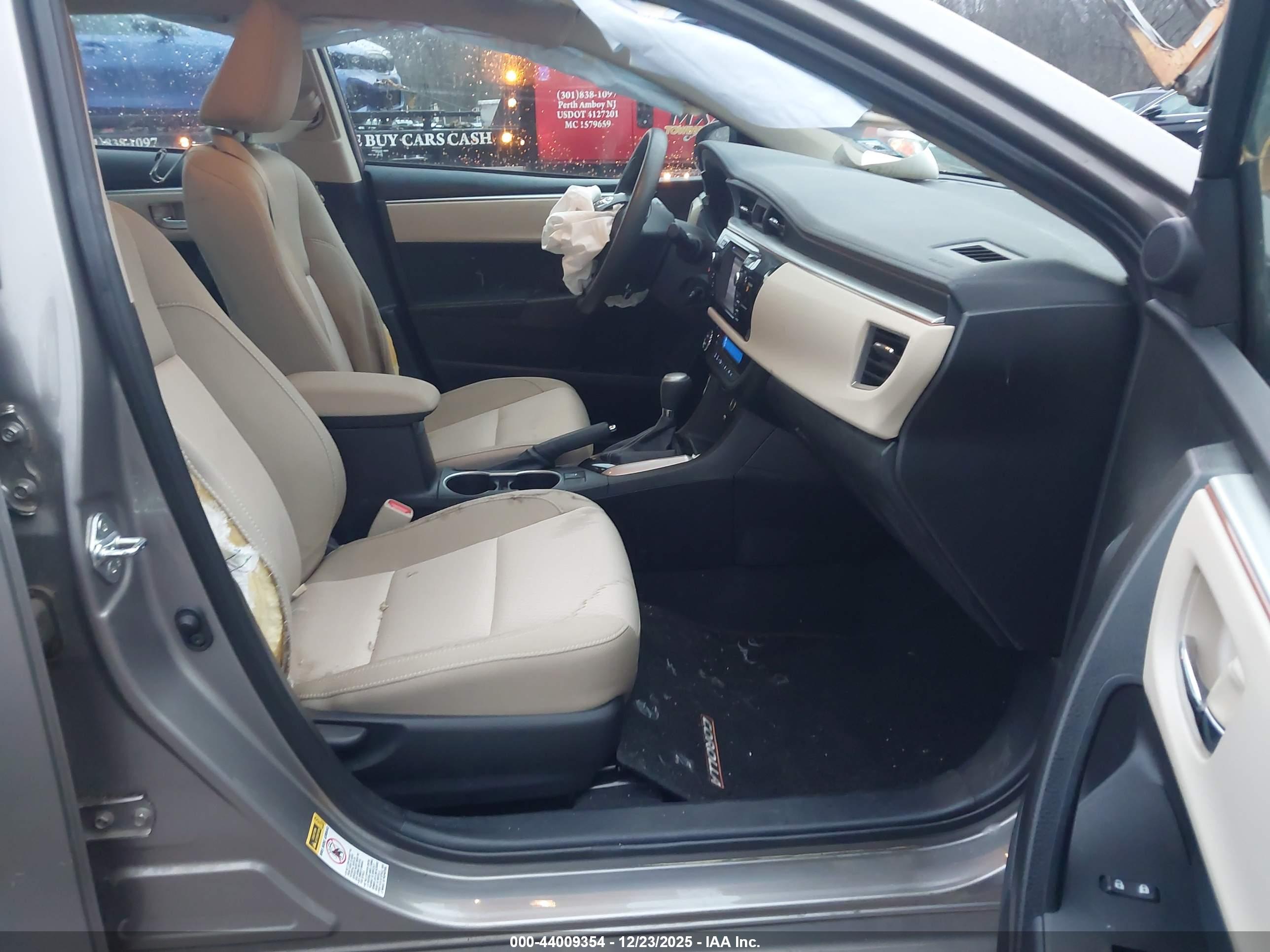TOYOTA COROLLA image 5
