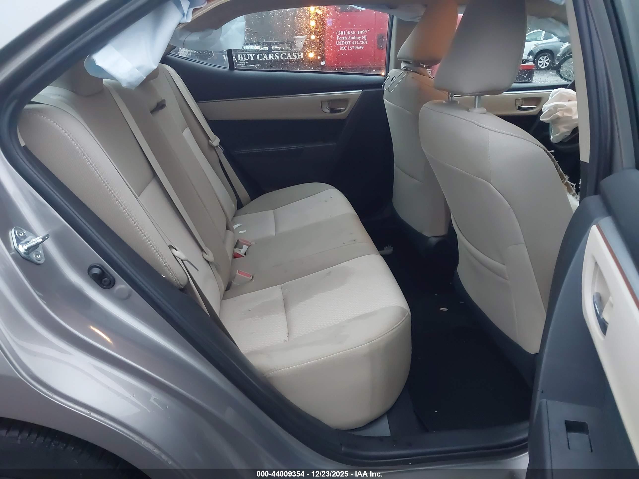 TOYOTA COROLLA image 8