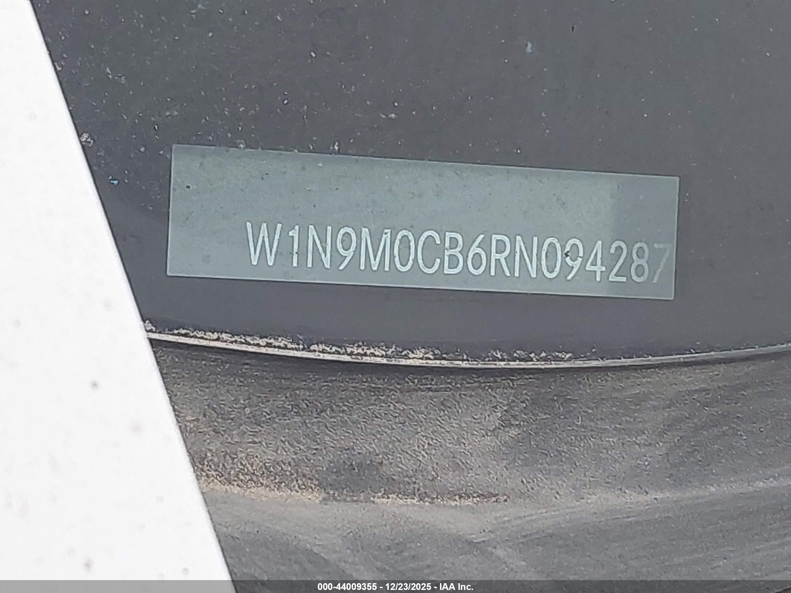 MERCEDES-BENZ EQB image 9