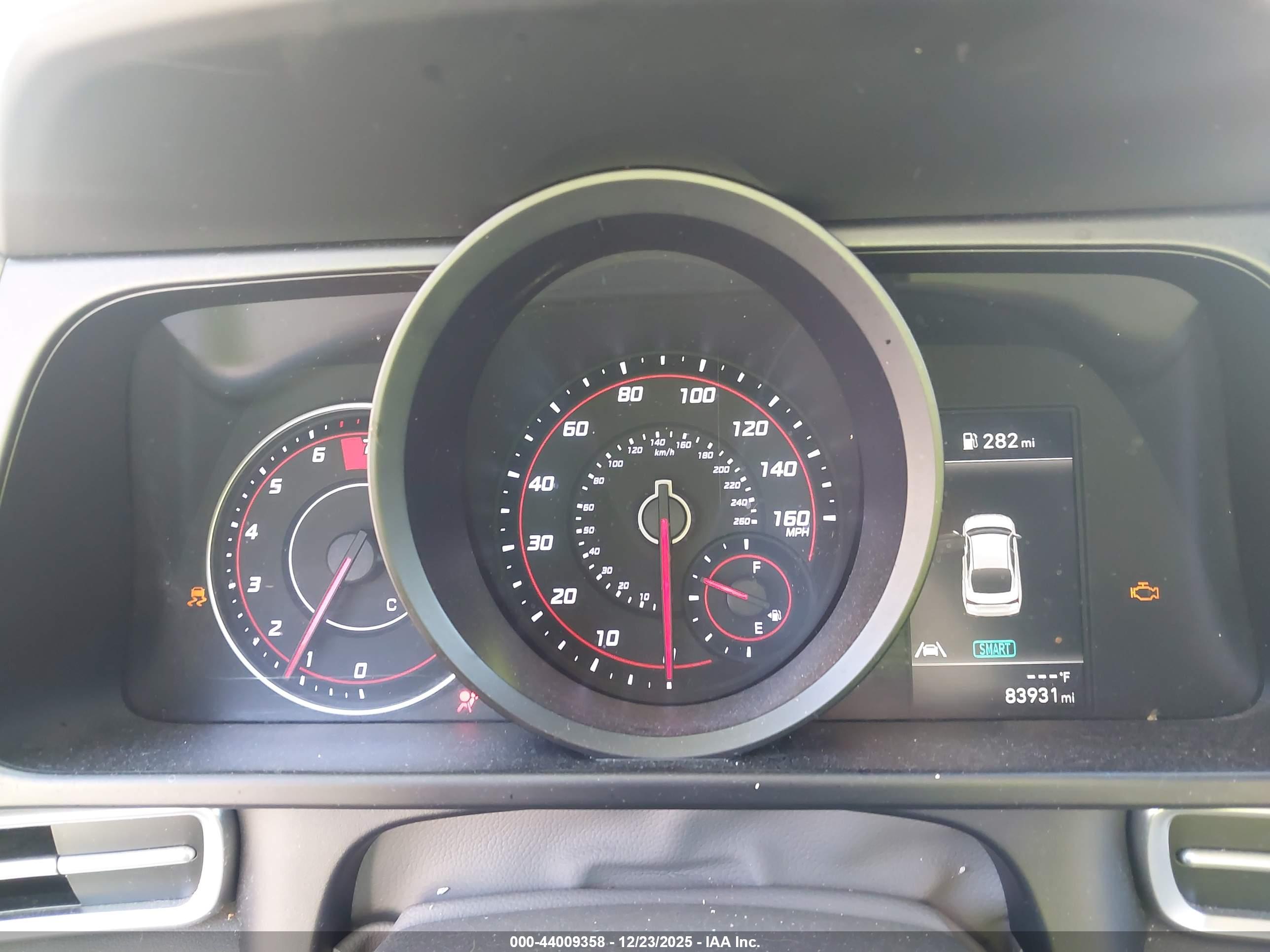 HYUNDAI ELANTRA image 7