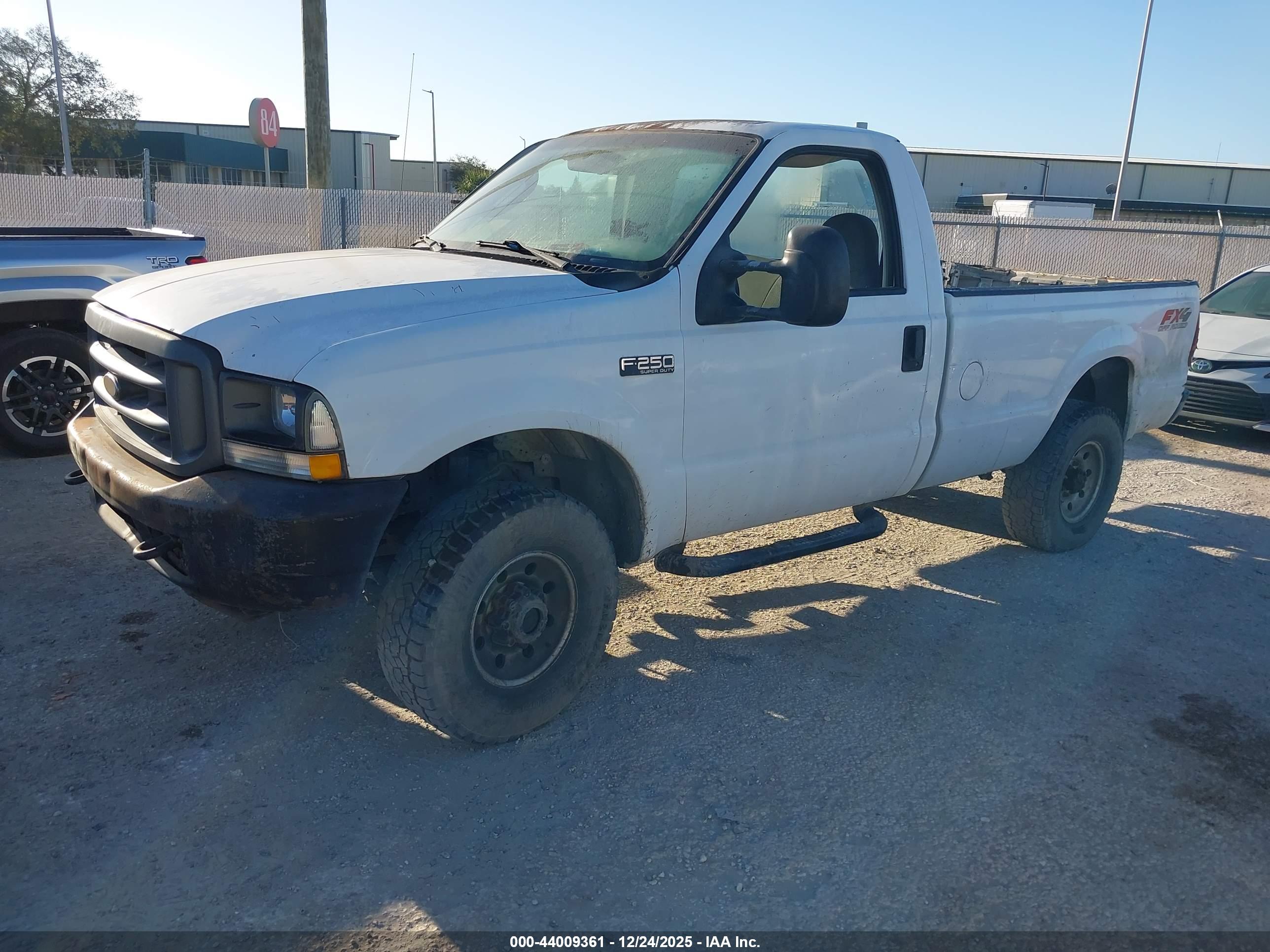 FORD F-250 image 2