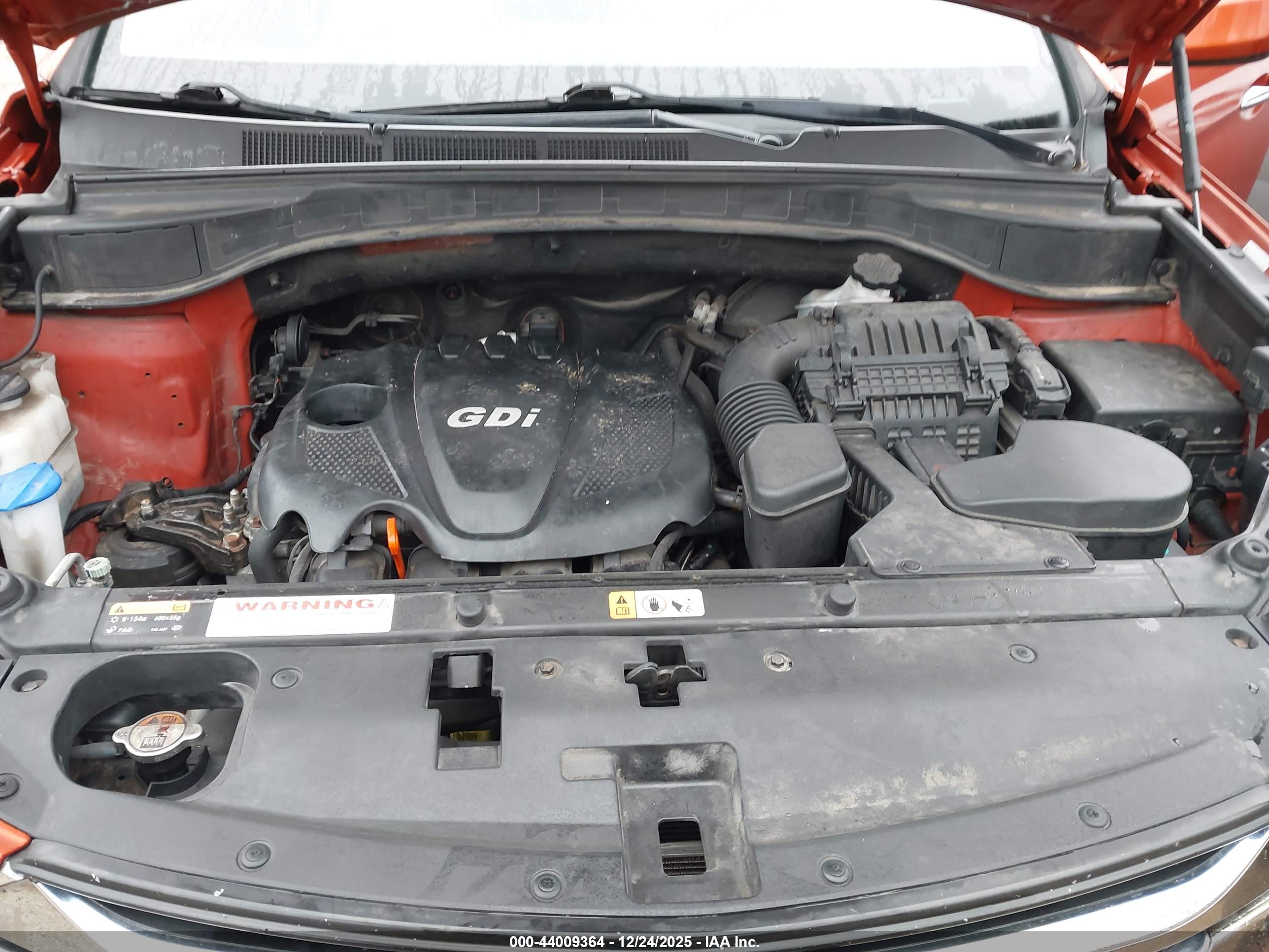 HYUNDAI SANTA image 10