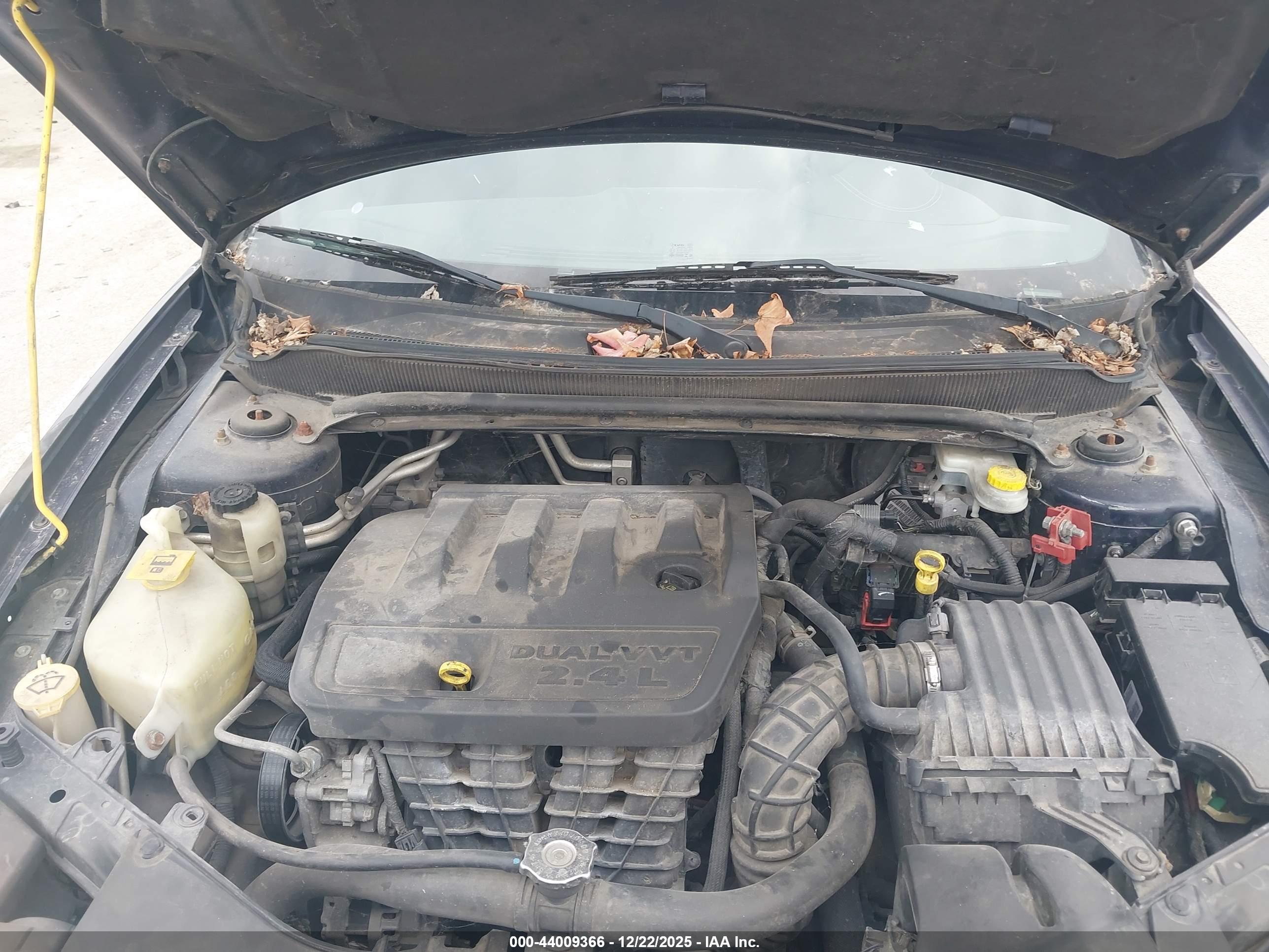 DODGE AVENGER image 10