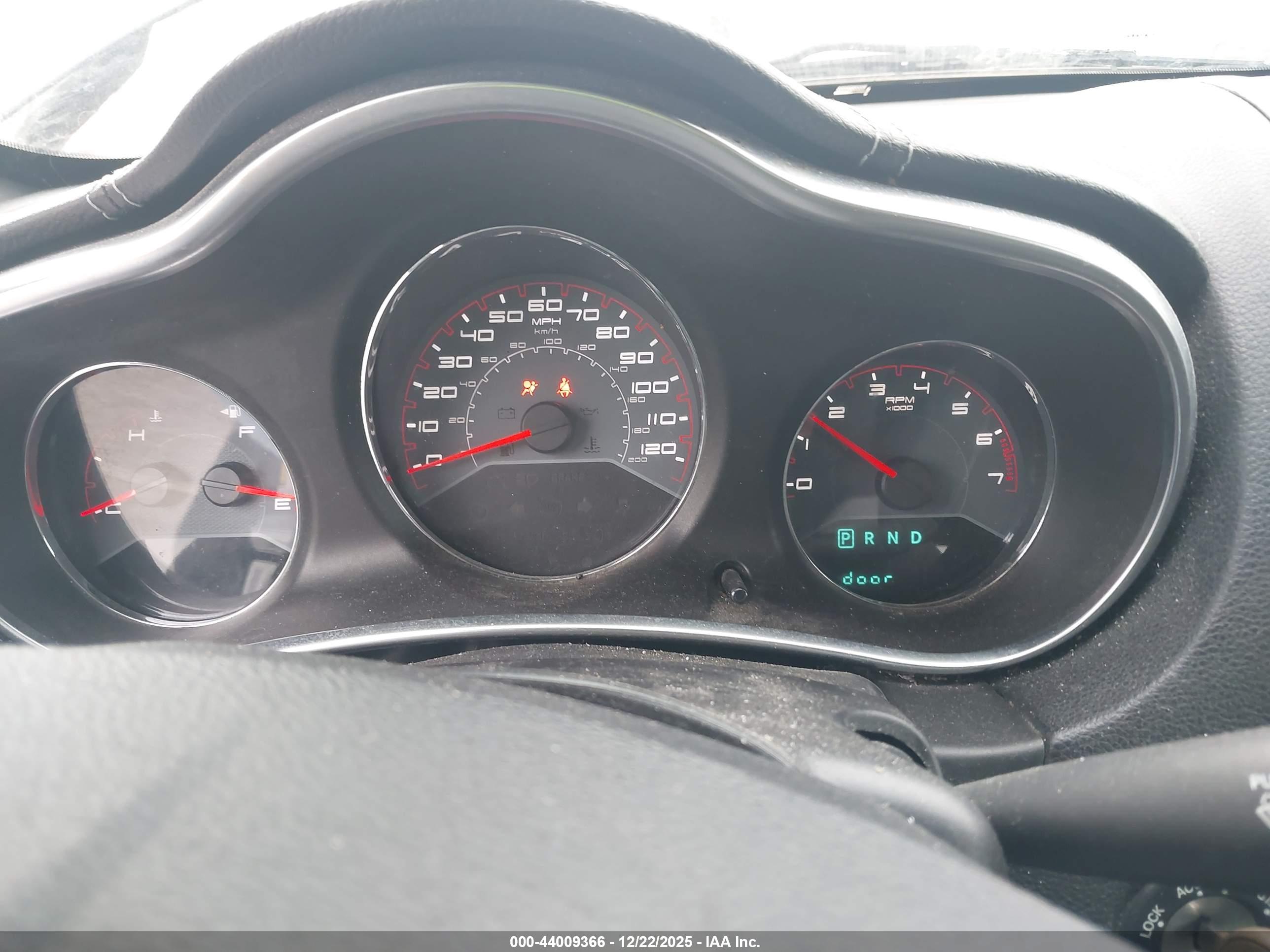 DODGE AVENGER image 7