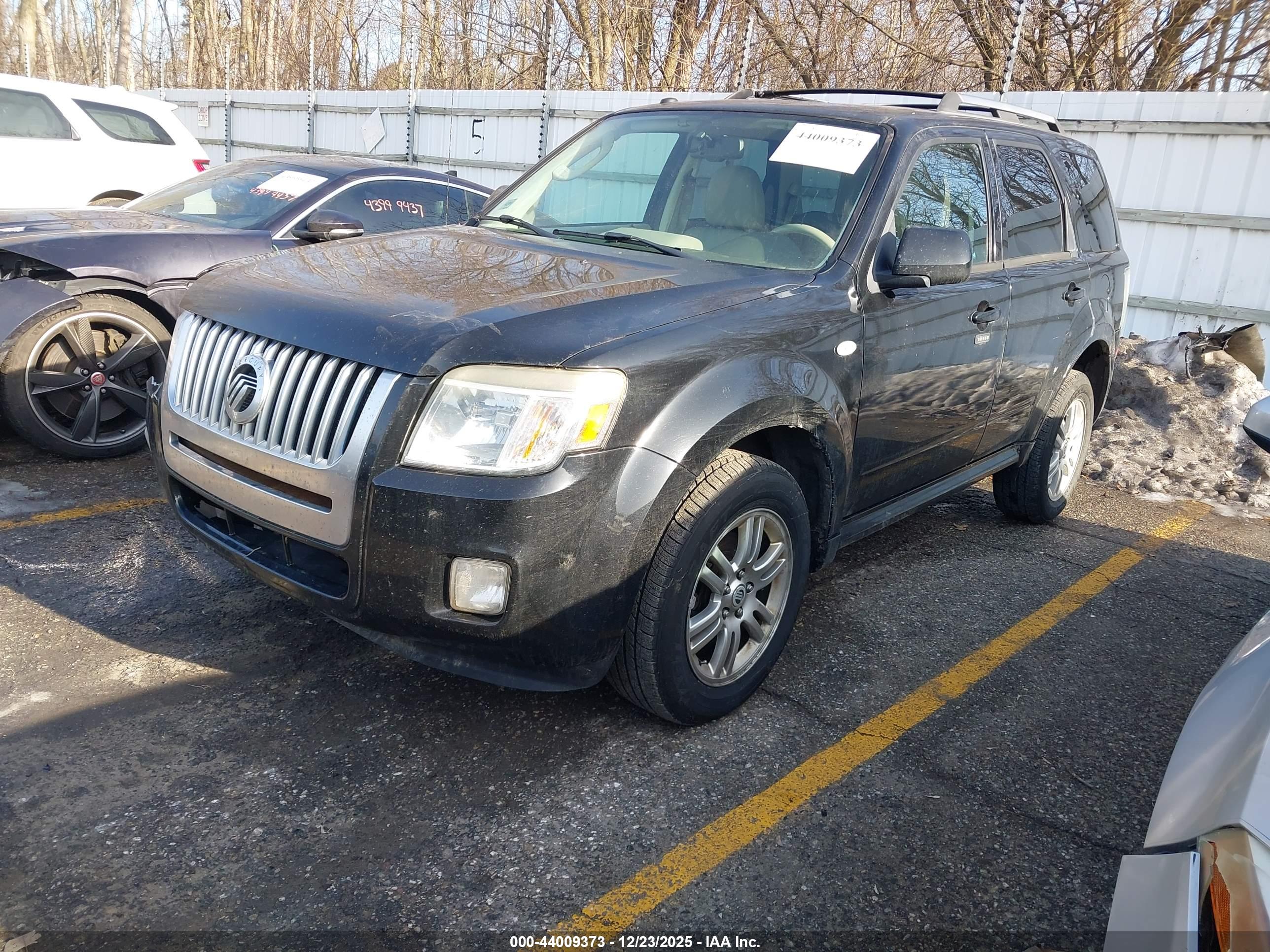 MERCURY MARINER image 2