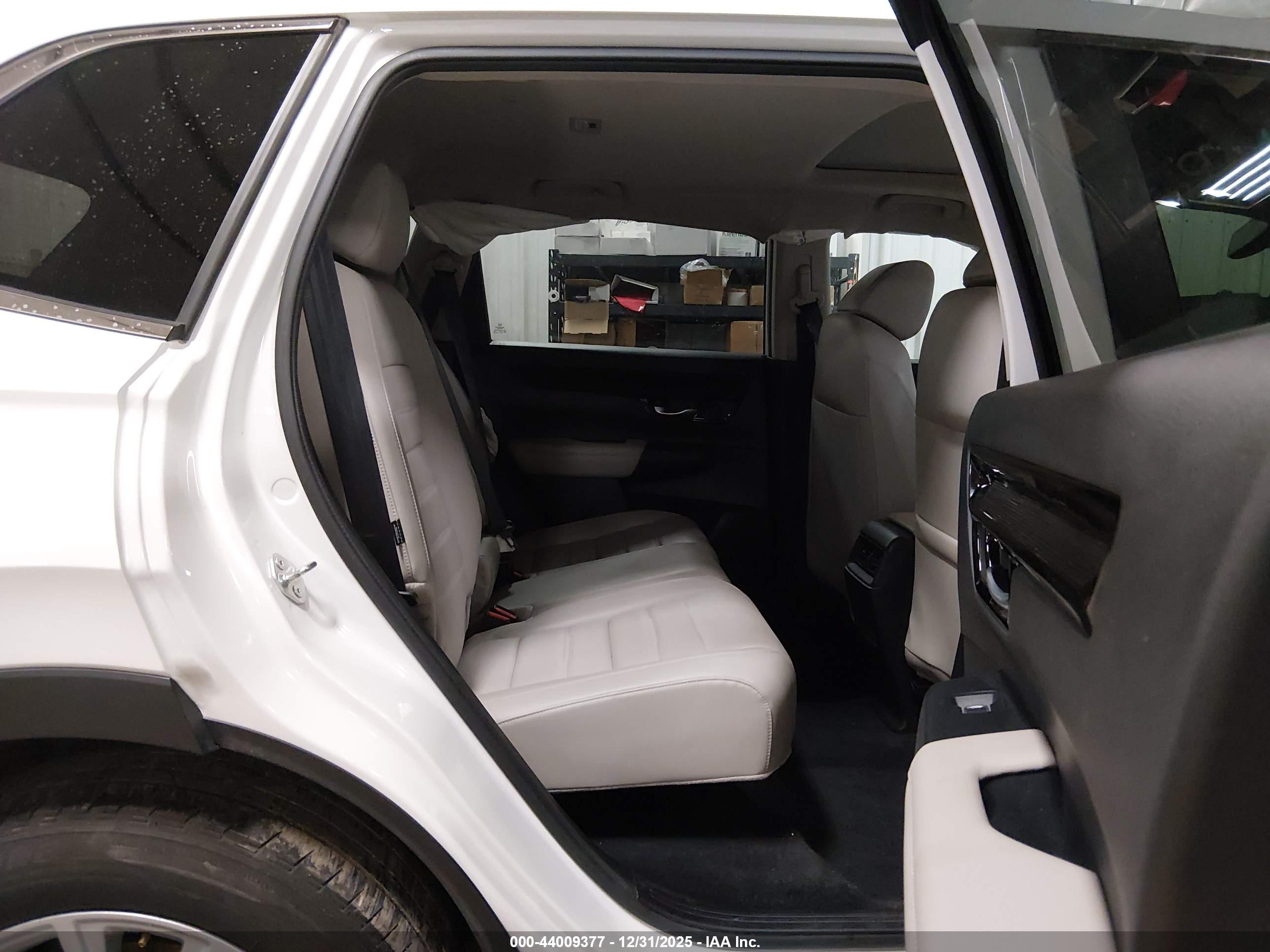 HONDA CR-V image 8