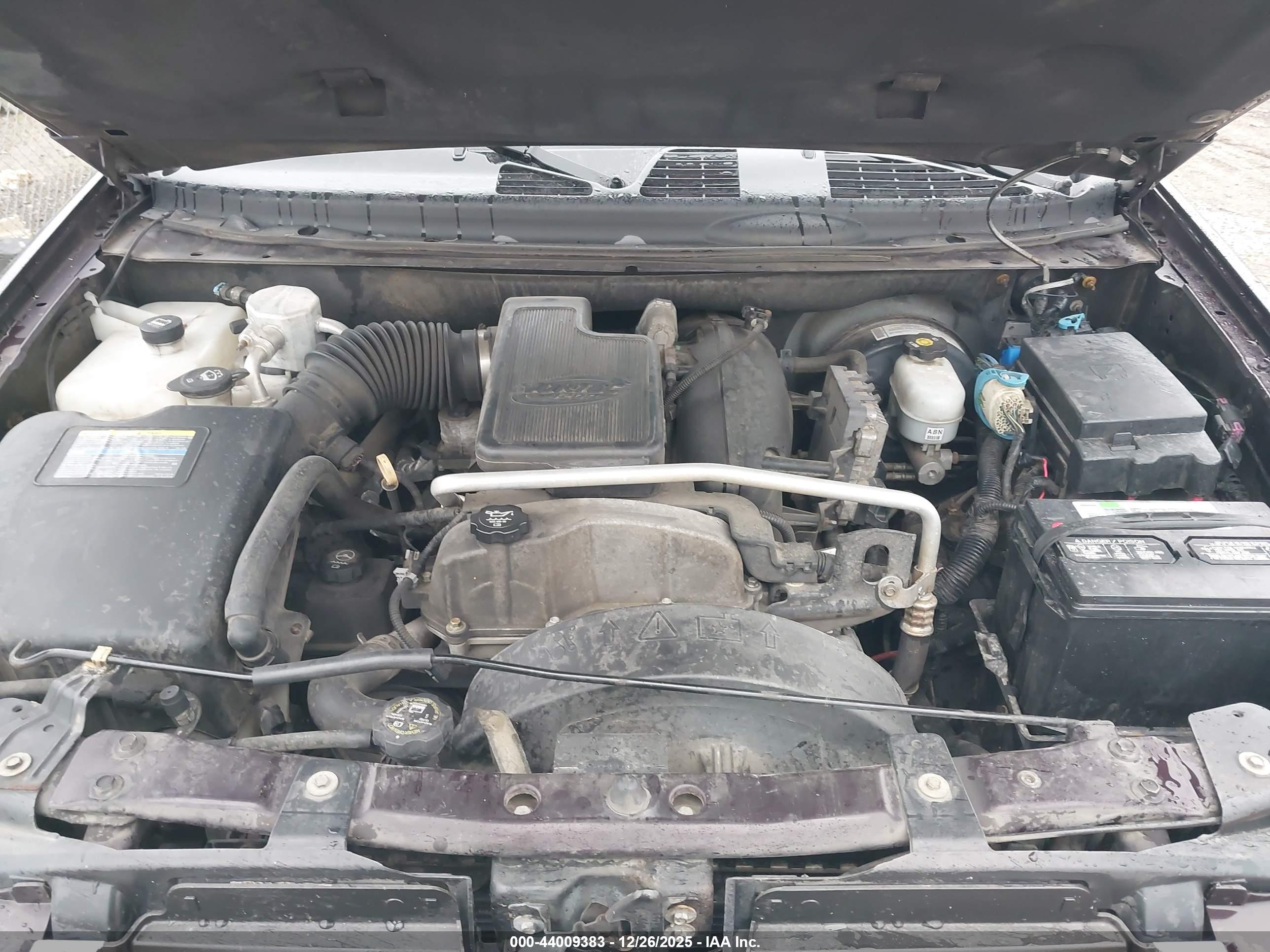 GMC ENVOY image 10