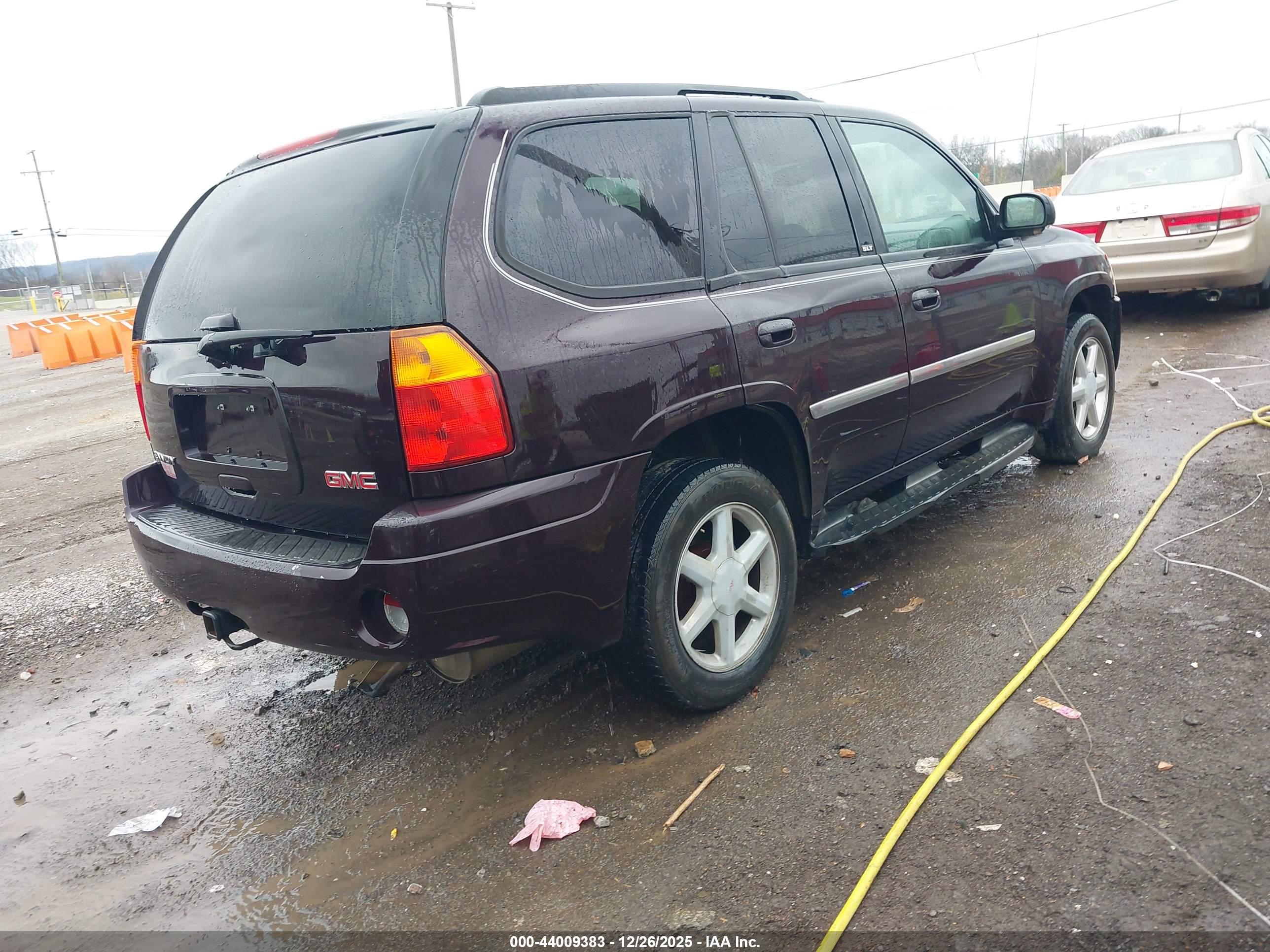 GMC ENVOY image 4