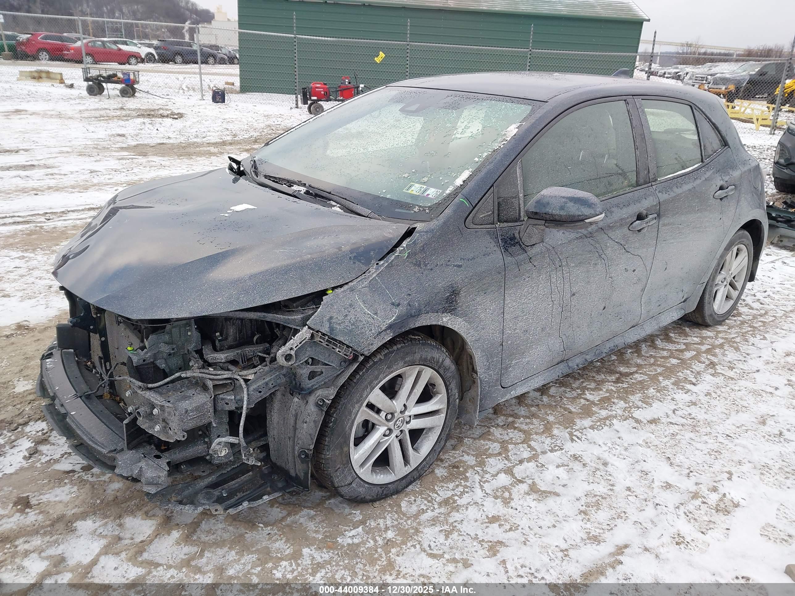 TOYOTA COROLLA image 2