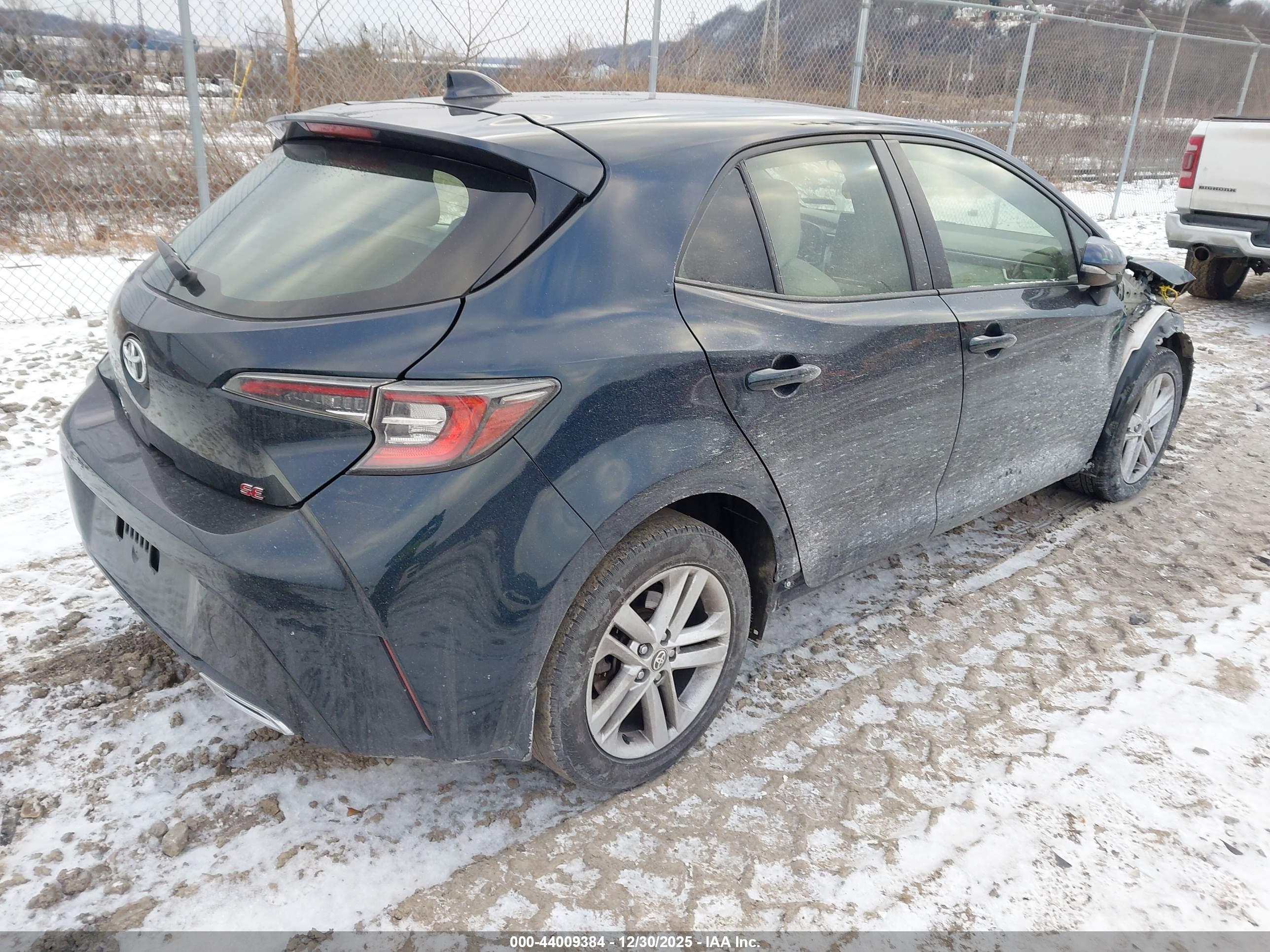 TOYOTA COROLLA image 4