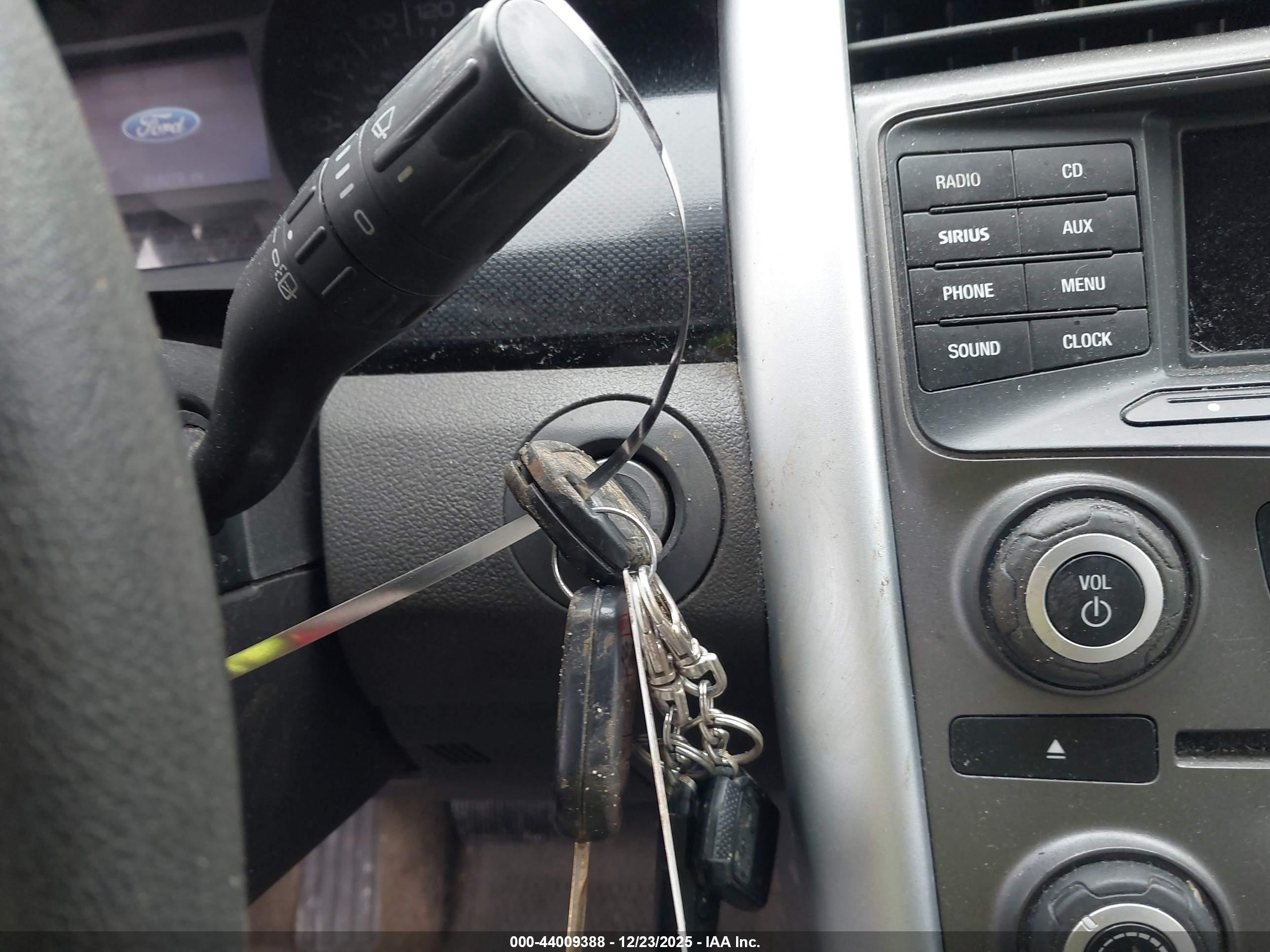 FORD EDGE image 11