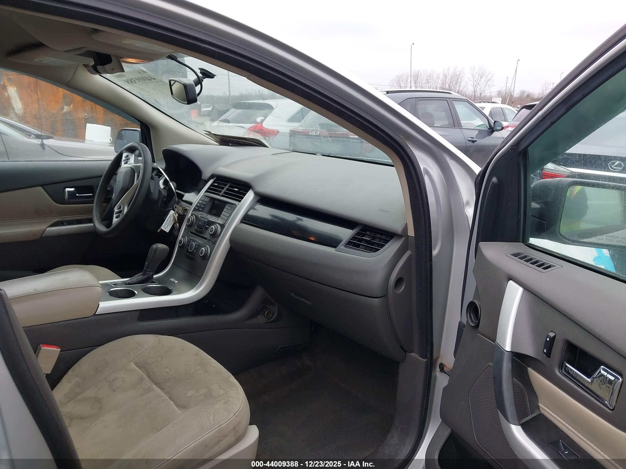 FORD EDGE image 5