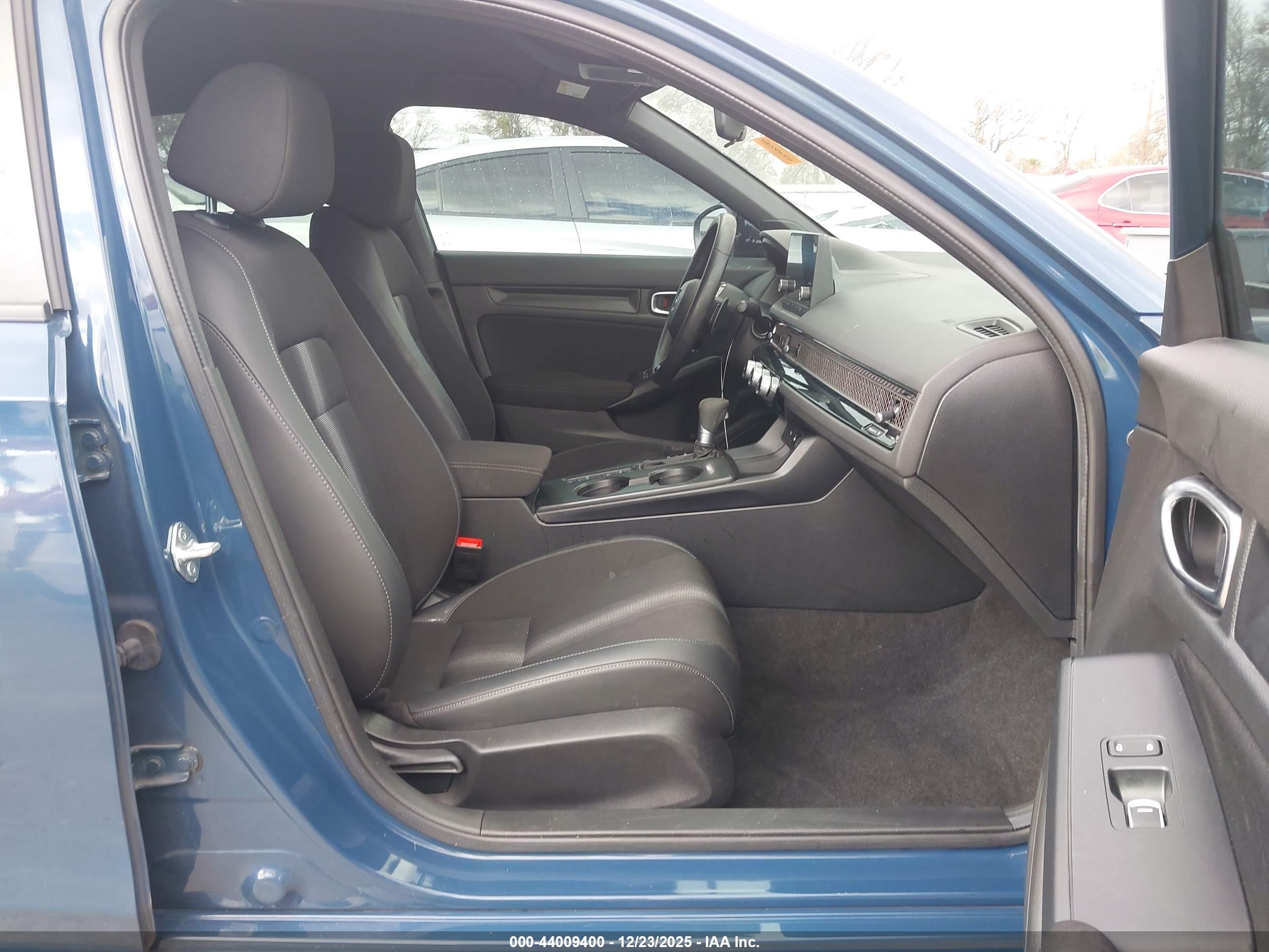 HONDA CIVIC image 5
