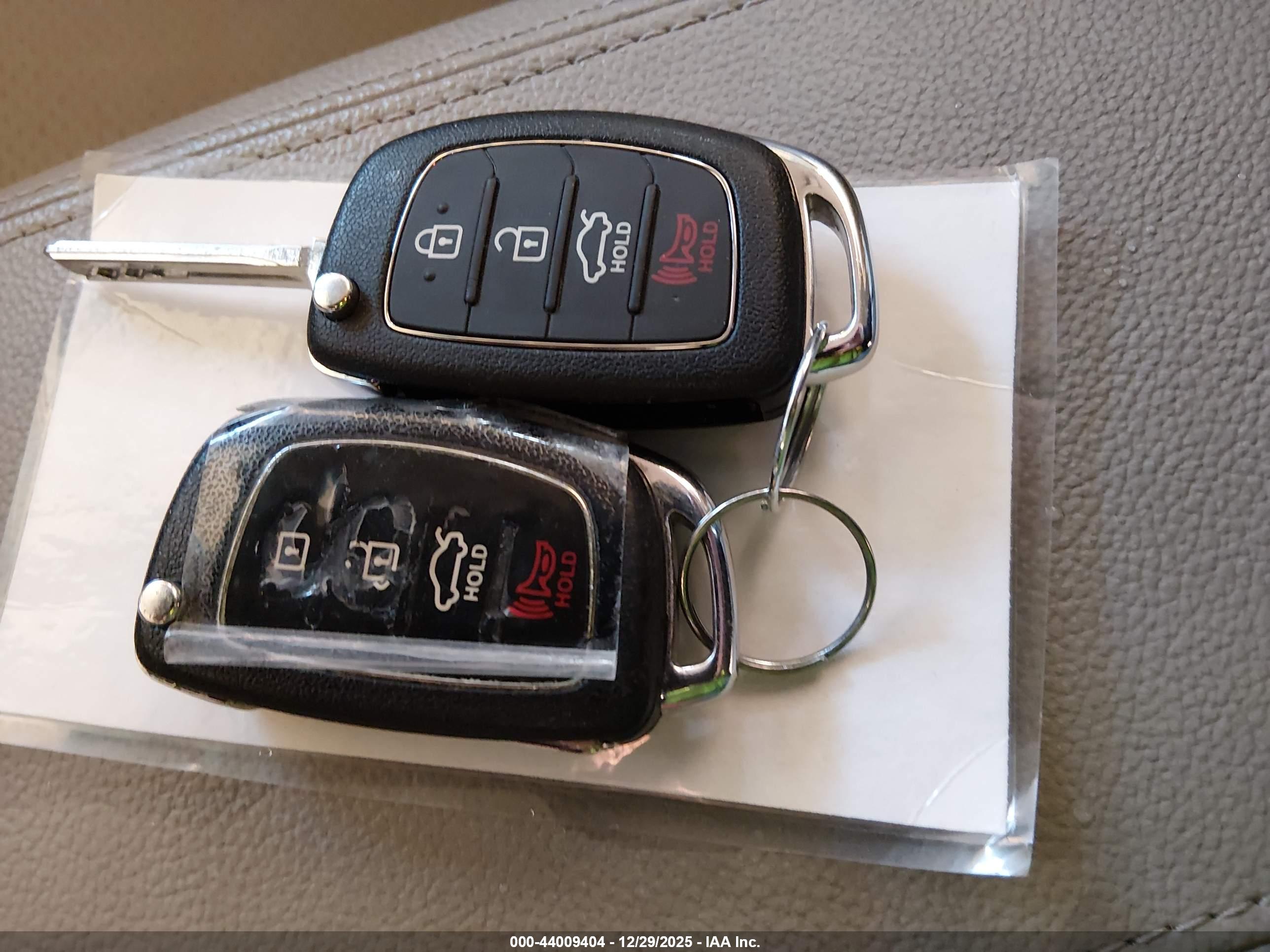 HYUNDAI SONATA image 11