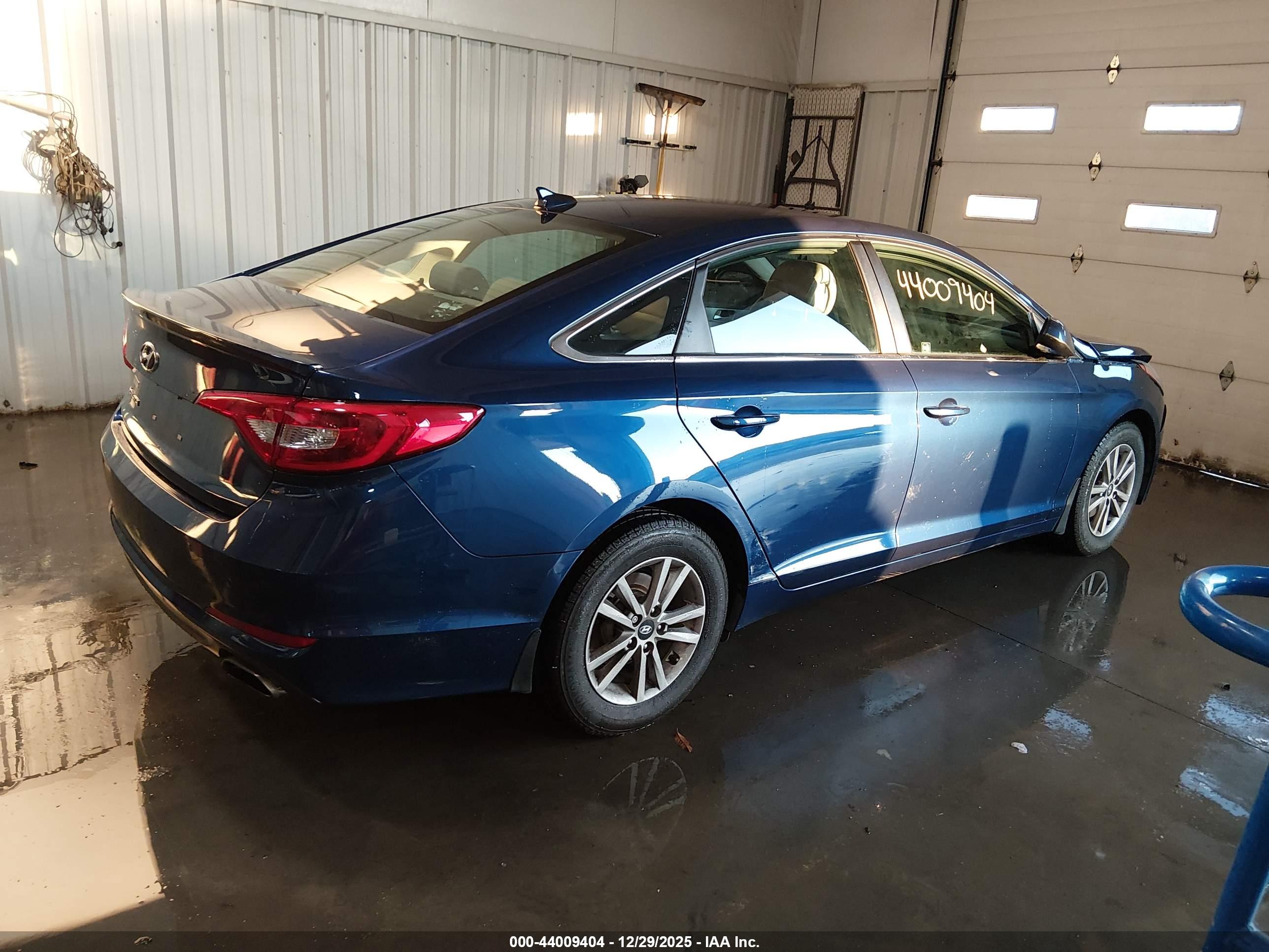 HYUNDAI SONATA image 4
