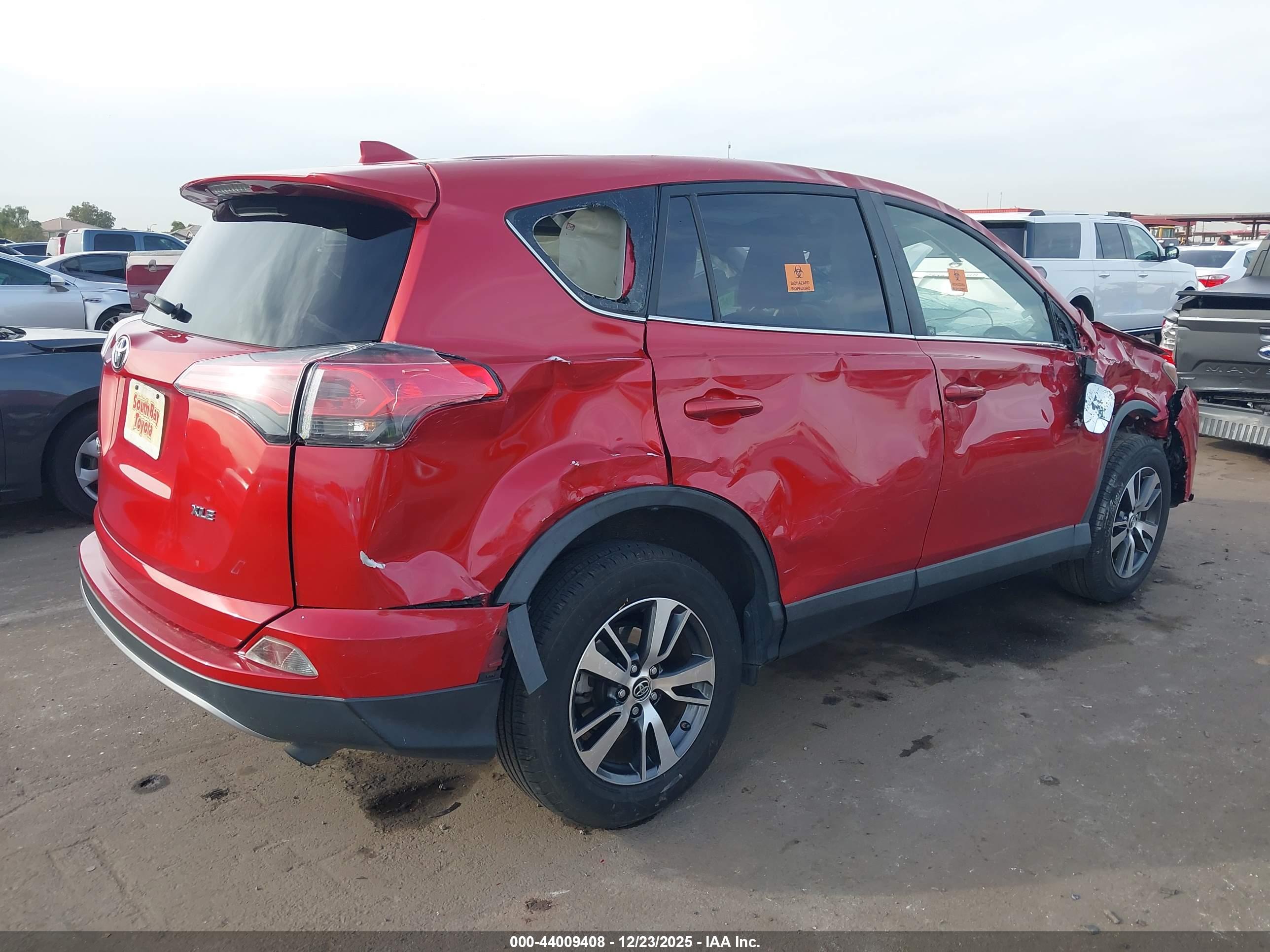 TOYOTA RAV4 image 4