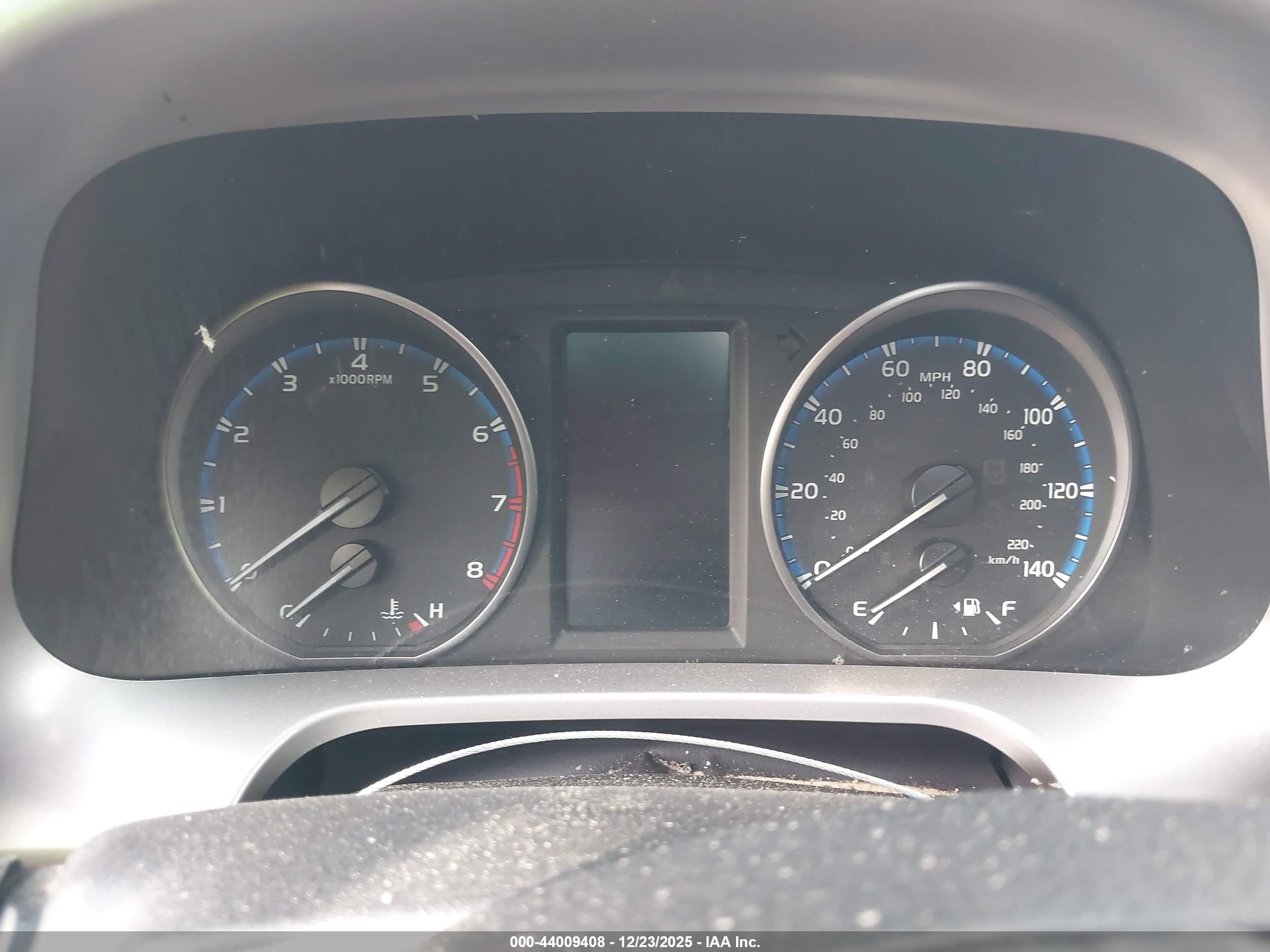 TOYOTA RAV4 image 7